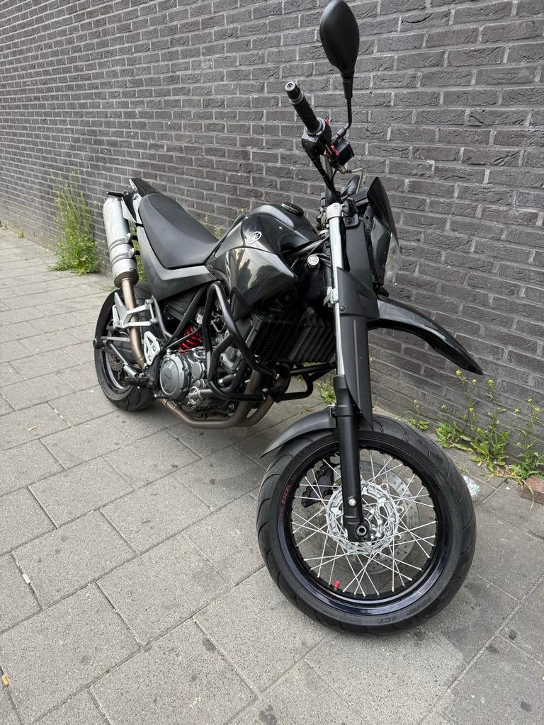 Yamaha XT660X Supermoto - Zwart, Goede Staat, Fietsen en Brommers, Minibikes, Midibikes en Pitbikes, Ophalen of Verzenden, Zo goed als nieuw