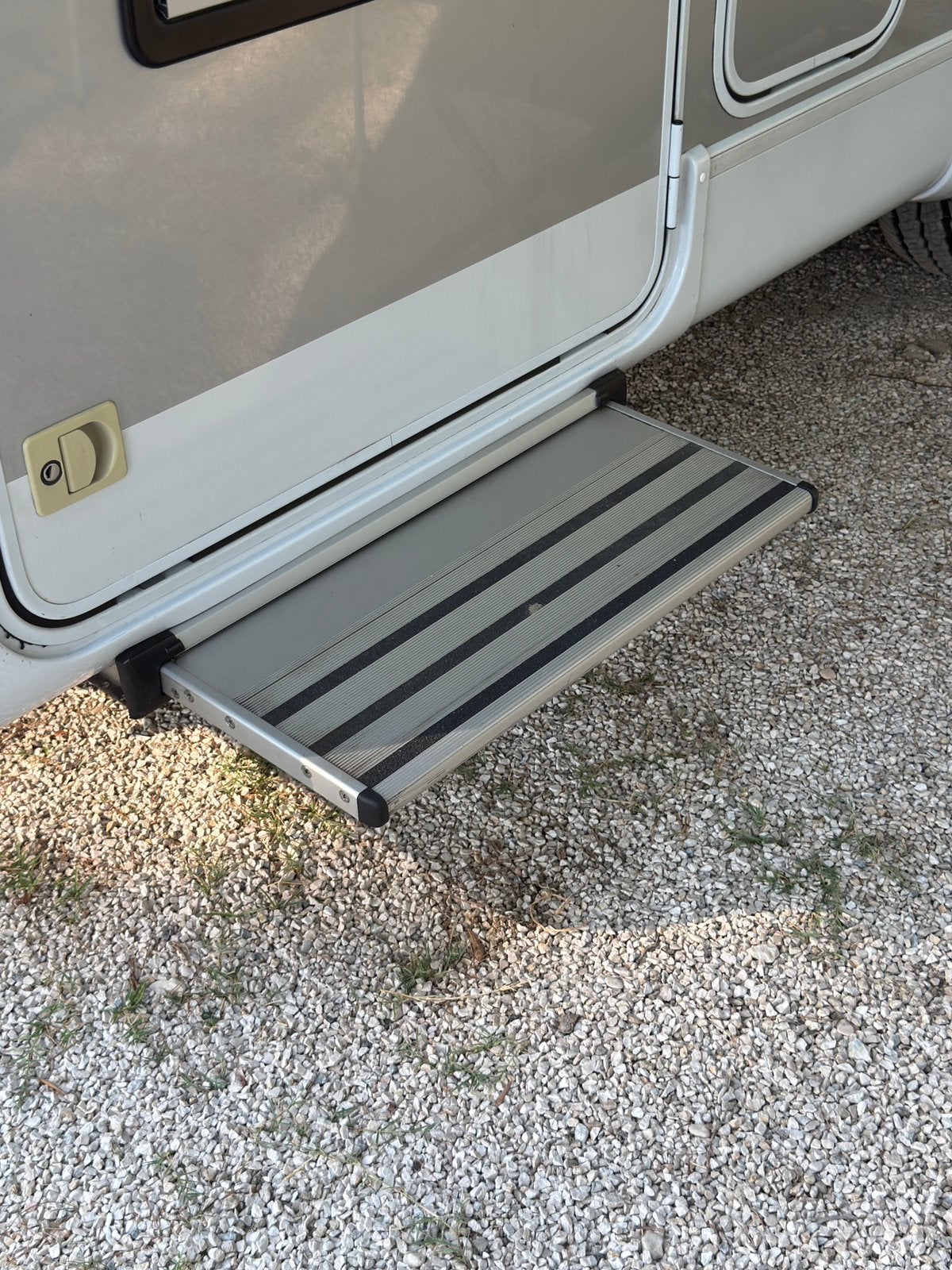 Thule Slide-out-step 700 opstaptrede, Caravans en Kamperen, Camper-accessoires, Gebruikt, Ophalen