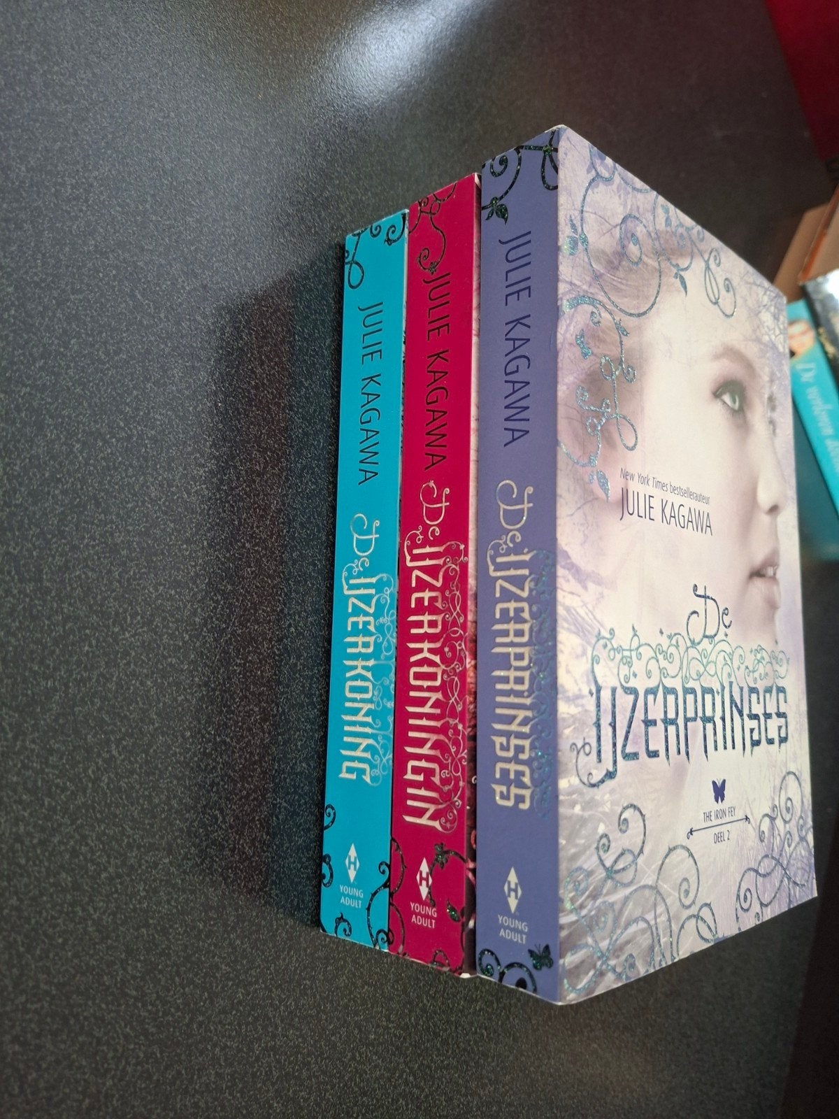 3 boeken van Julie Kagawa, Boeken, Ophalen of Verzenden, Zo goed als nieuw