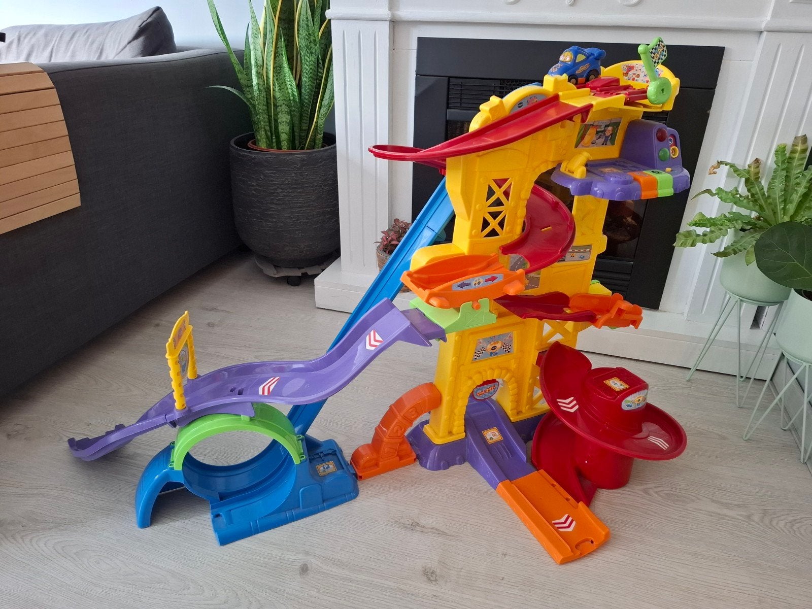 toet toet auto super stunt park, Ophalen, Zo goed als nieuw