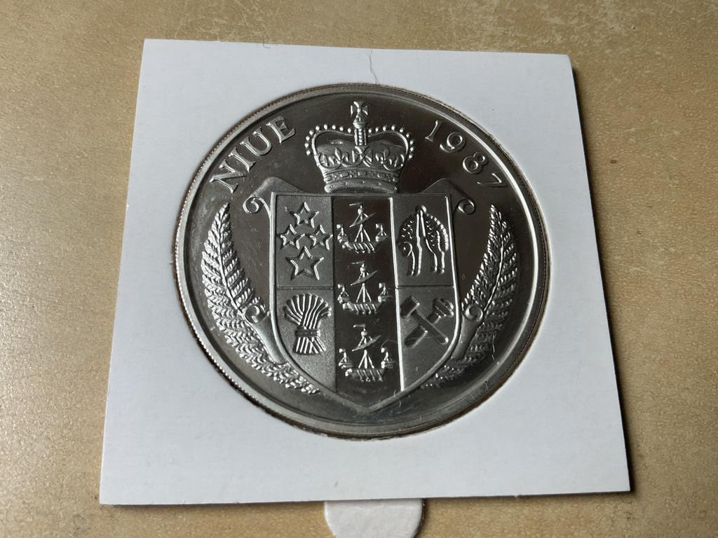 Niue 50 dollar 1987 Steffi Graf, Ophalen of Verzenden, Zilver
