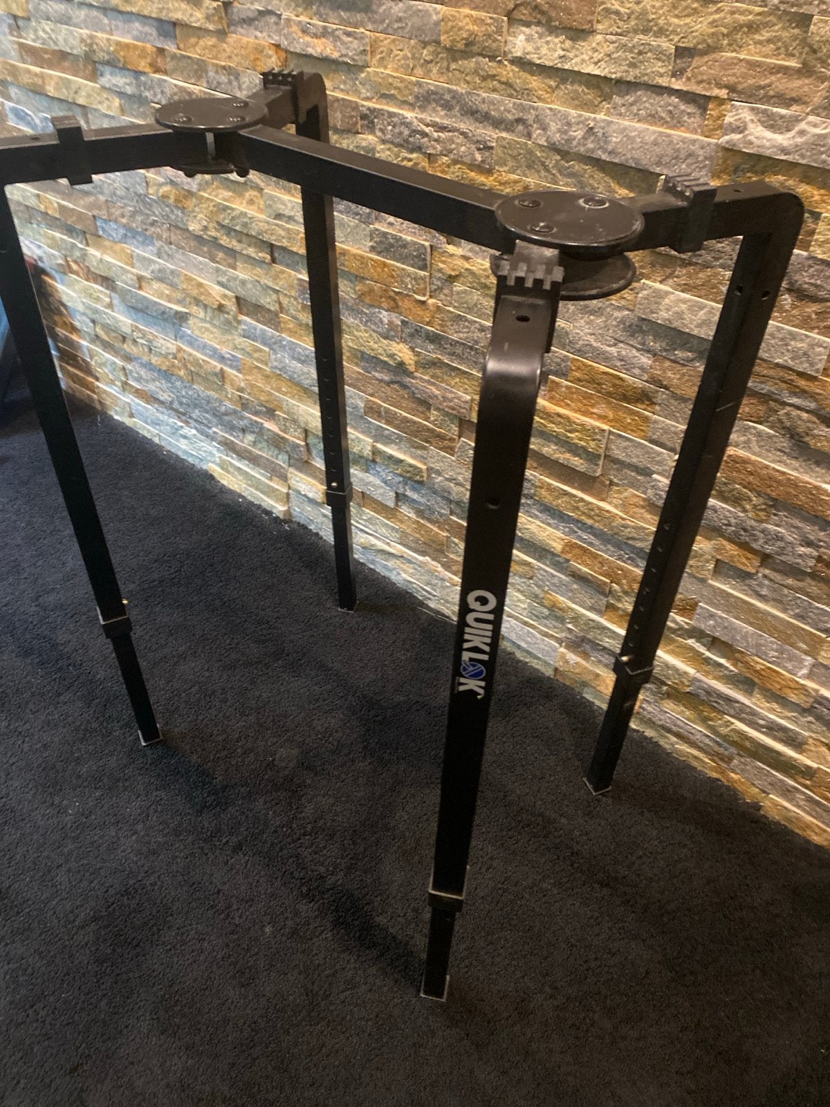 Quiklok Keyboardstandaard - Zwart, Inklapbaar, Muziek en Instrumenten, Ophalen of Verzenden, Zo goed als nieuw, Instrumentstandaard