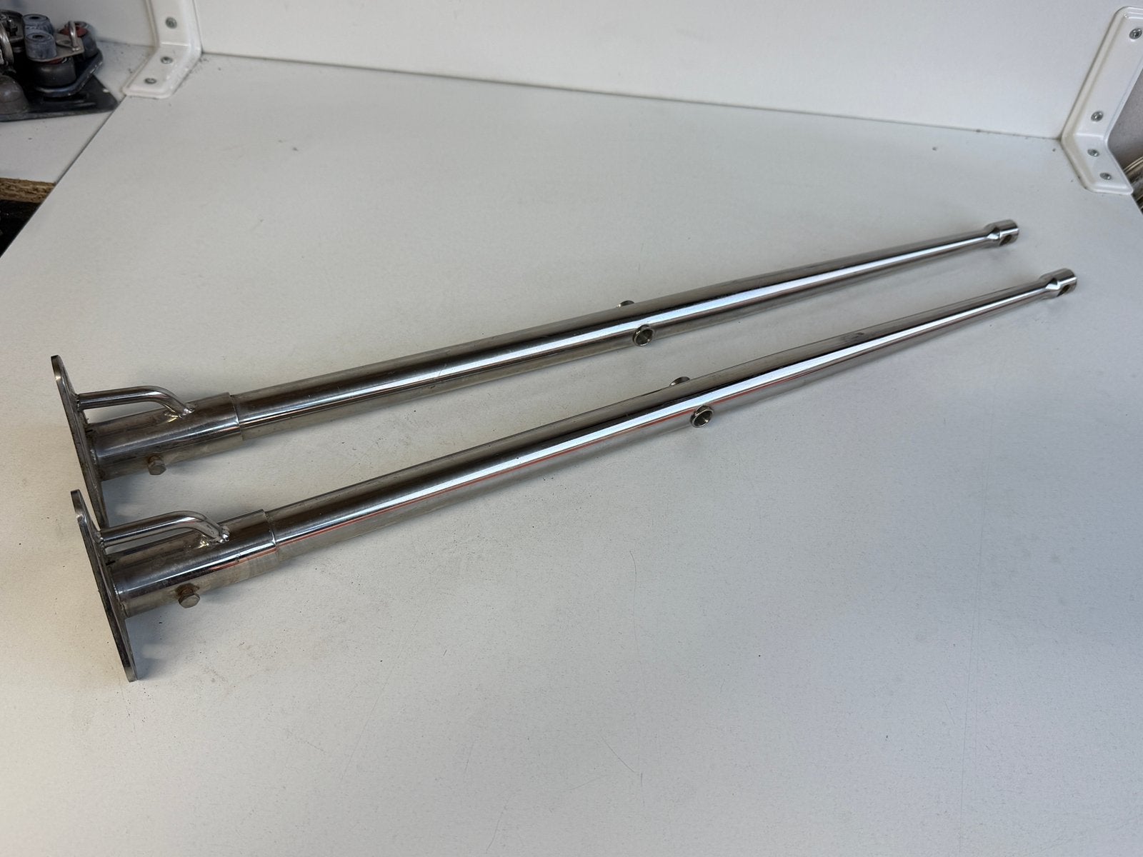 2 x RVS scepter 63 cm met scepterpot, Ophalen of Verzenden, Gebruikt, Overige typen