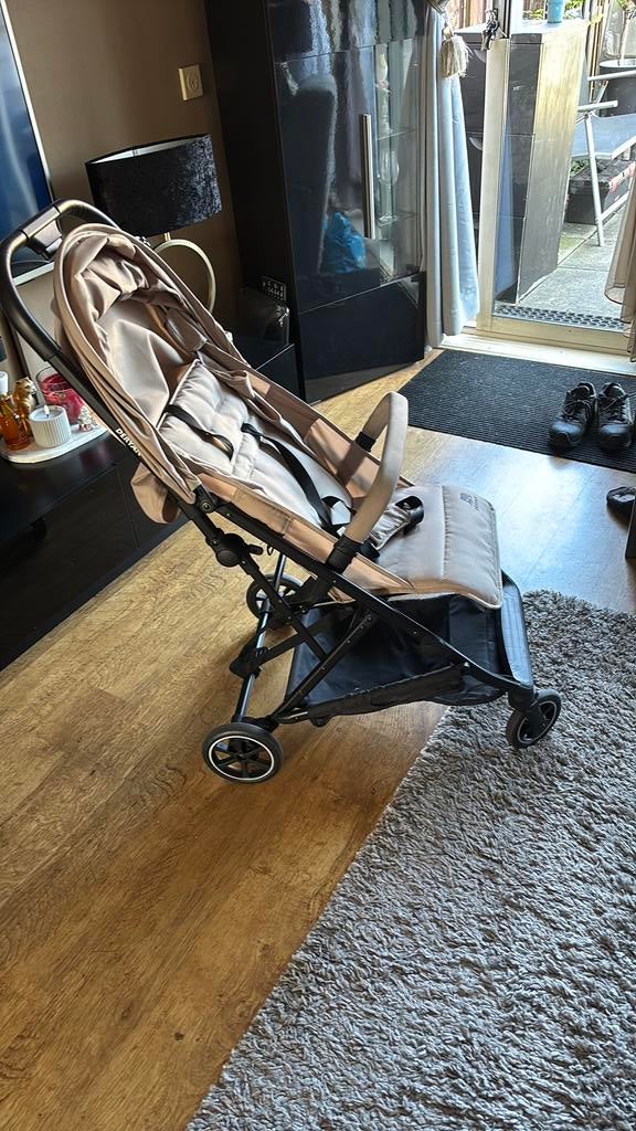 Buggy zo goed als nieuw crème kleur, Ophalen of Verzenden, Zo goed als nieuw