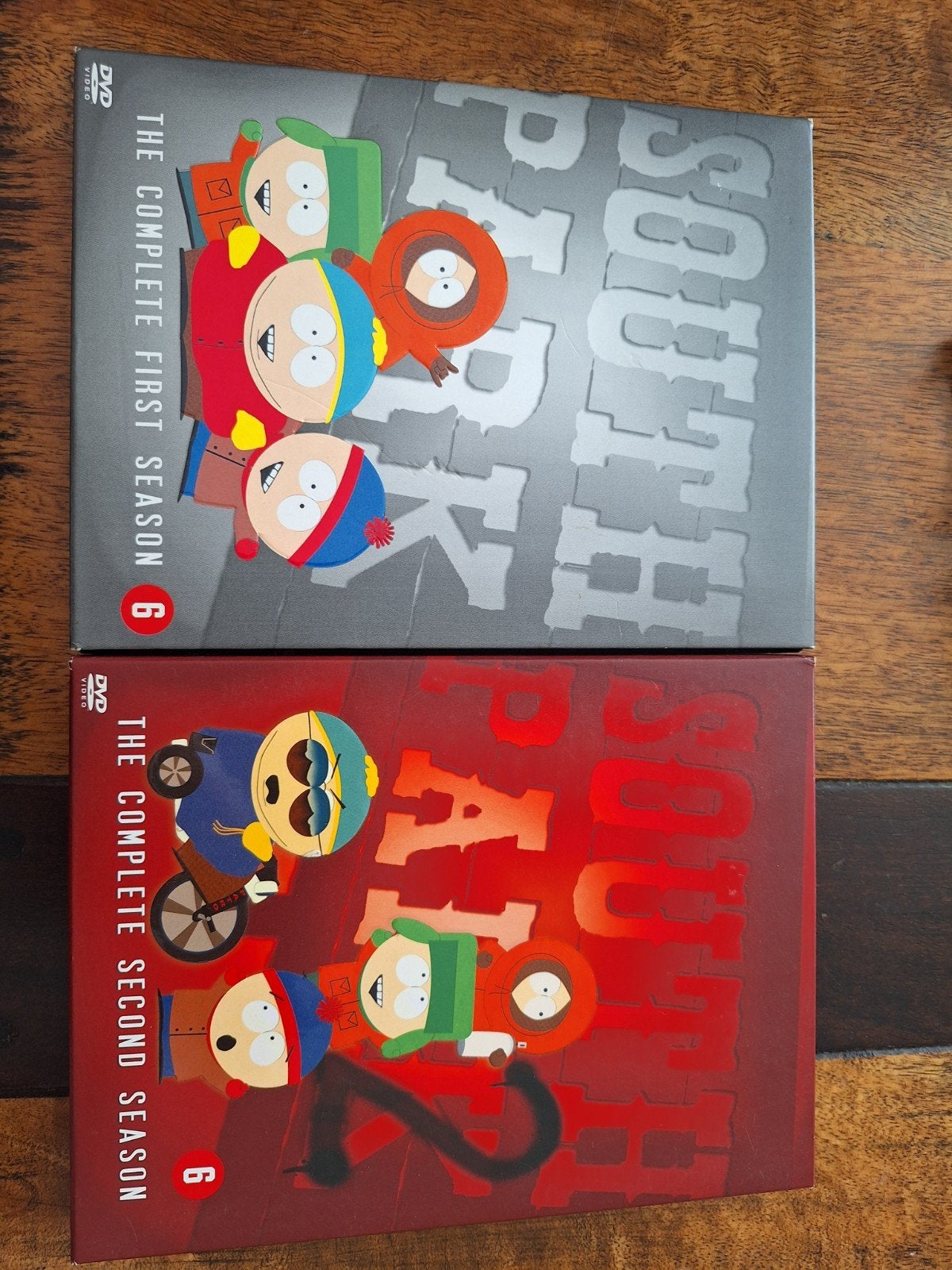 South Park Seizoen 1 & 2 DVD Boxset, Cd's en Dvd's, Dvd's | Tv en Series, Engels, Ophalen of Verzenden, Zo goed als nieuw, Komedie