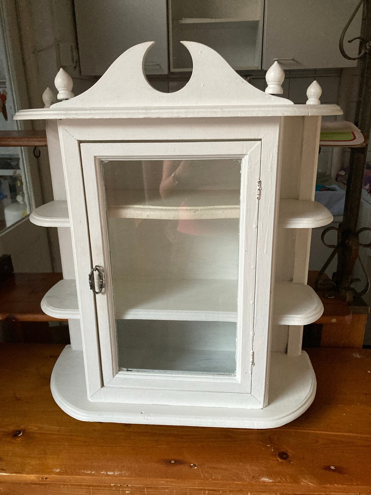Brocante kastje voor snuisterijen, glaswerk of servies, Ophalen