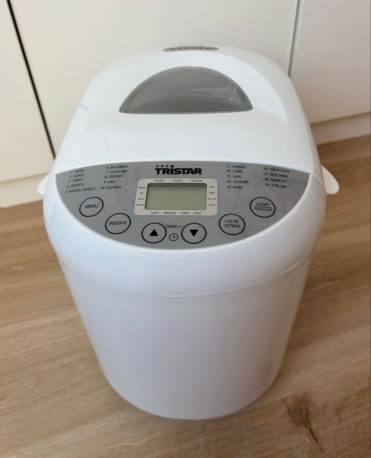 Tristar Broodbakmachine met 19 functies - Doorkijkvenster, Ophalen of Verzenden, Zo goed als nieuw, Meer dan 10 programma's