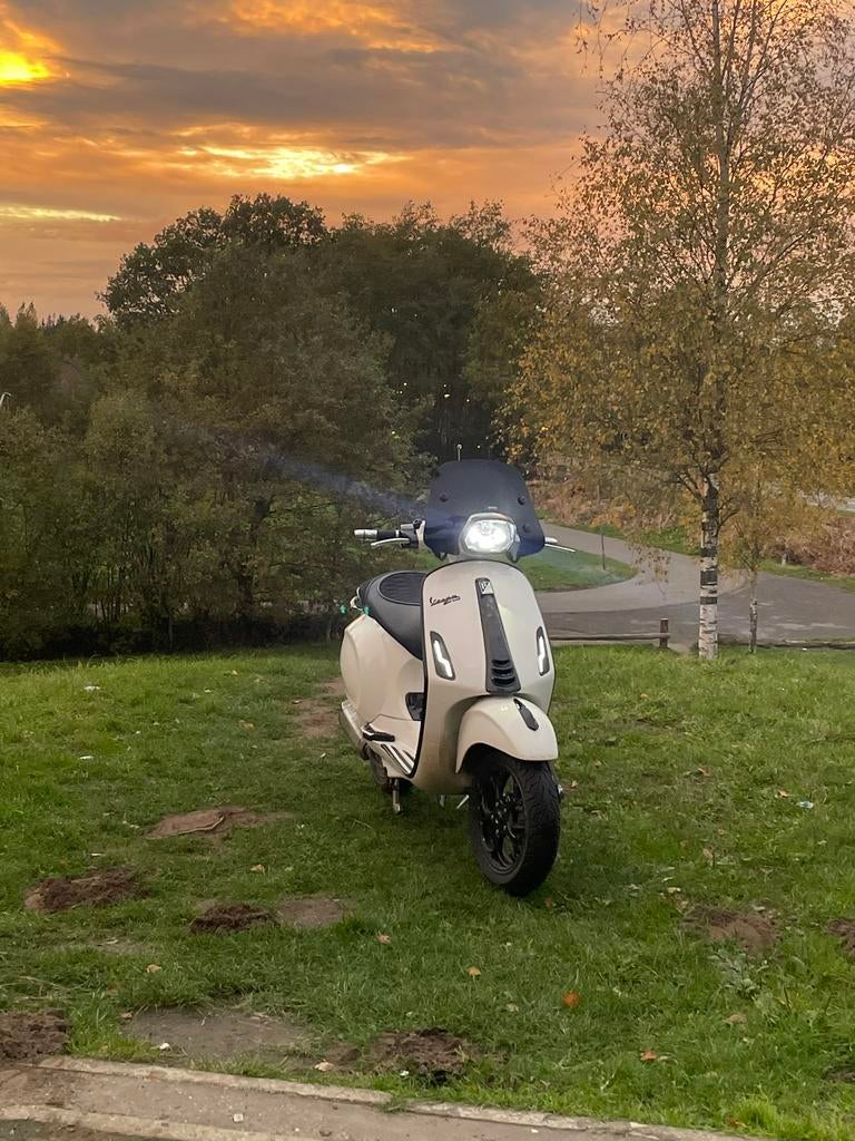 2023 Vespa Sprint - Full malossi & Zelioni, Ophalen, Overige modellen, Maximaal 45 km/u, 49 cc