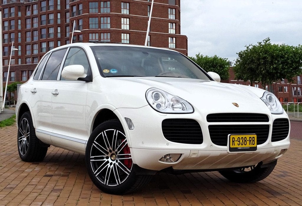 Porsche Cayenne 4.5 Turbo 81522km nw staat! carplay 20 inch, Automaat, Cayenne, Gebruikt, 8 cilinders
