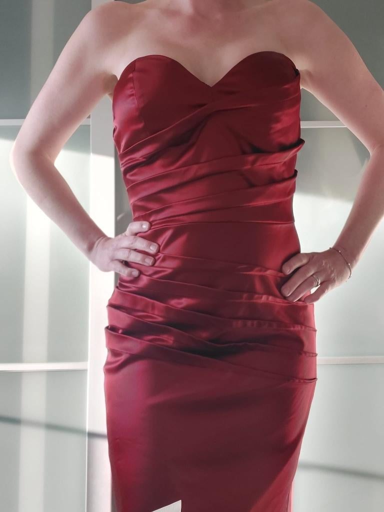 Guess bordeaux rode satijnen cocktailjurk - als nieuw, Kleding | Dames, Gelegenheidskleding, Maat 38/40 (M), Guess, Cocktailjurk