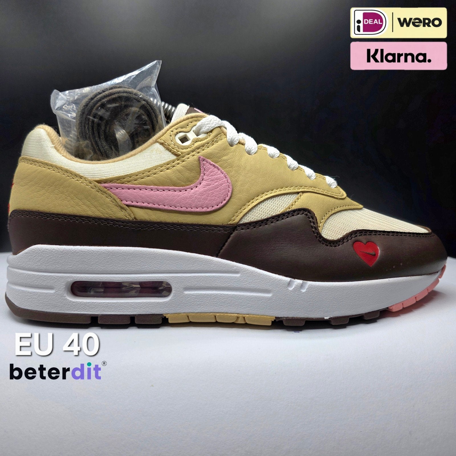 Nike Air Max 1 Valentine's Day (2024)
Maat: 40, Overige kleuren, Ophalen of Verzenden, Zo goed als nieuw, Nike