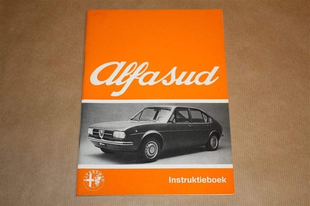 Alfasud Instruktieboek - 1973, Auto diversen, Ophalen of Verzenden