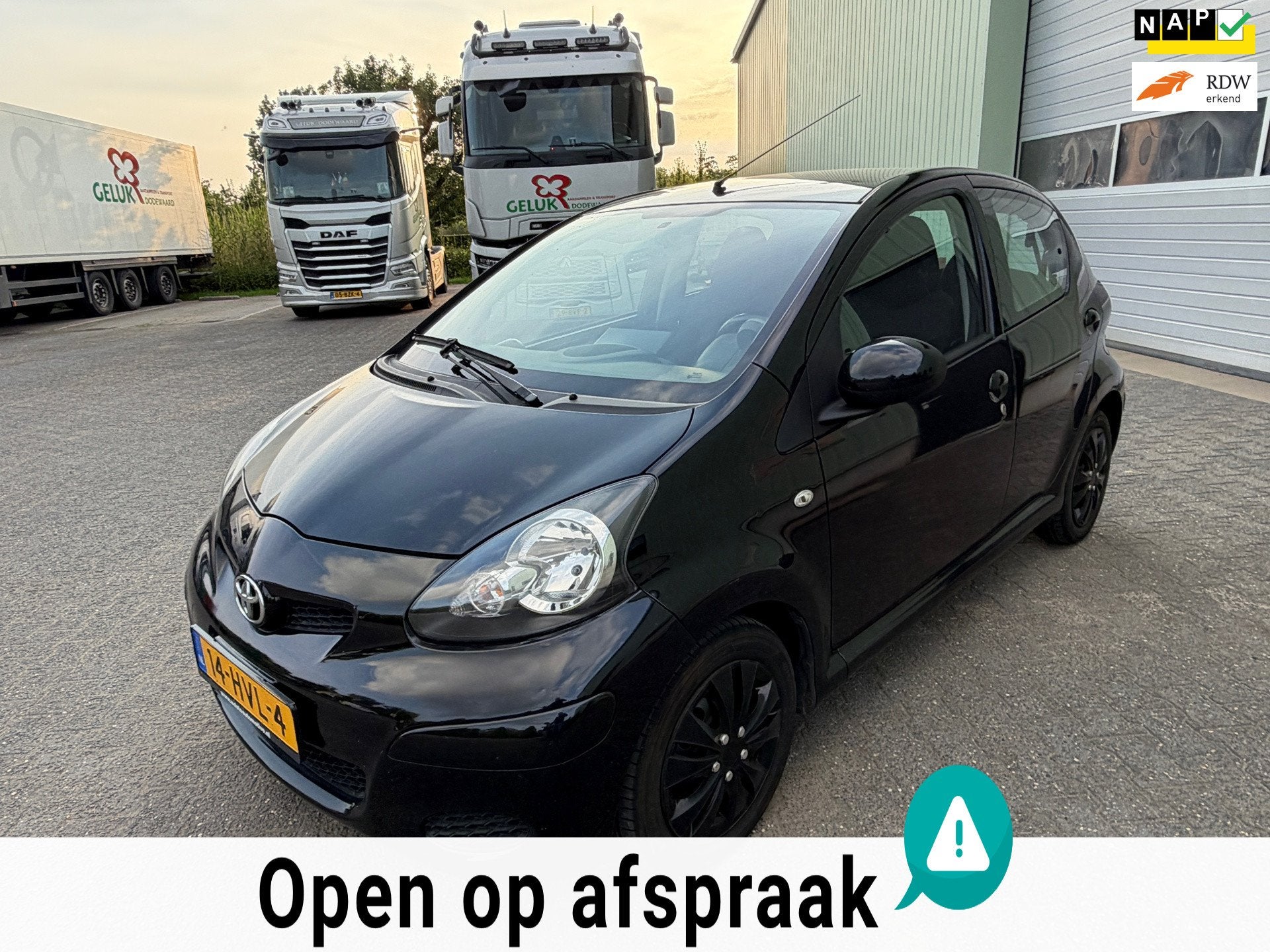 Toyota Aygo 1.0-12V Comfort | Airco | 5 Drs | Apple CarPlay, Auto's, Voorwielaandrijving, Stof, Gebruikt, 4 stoelen