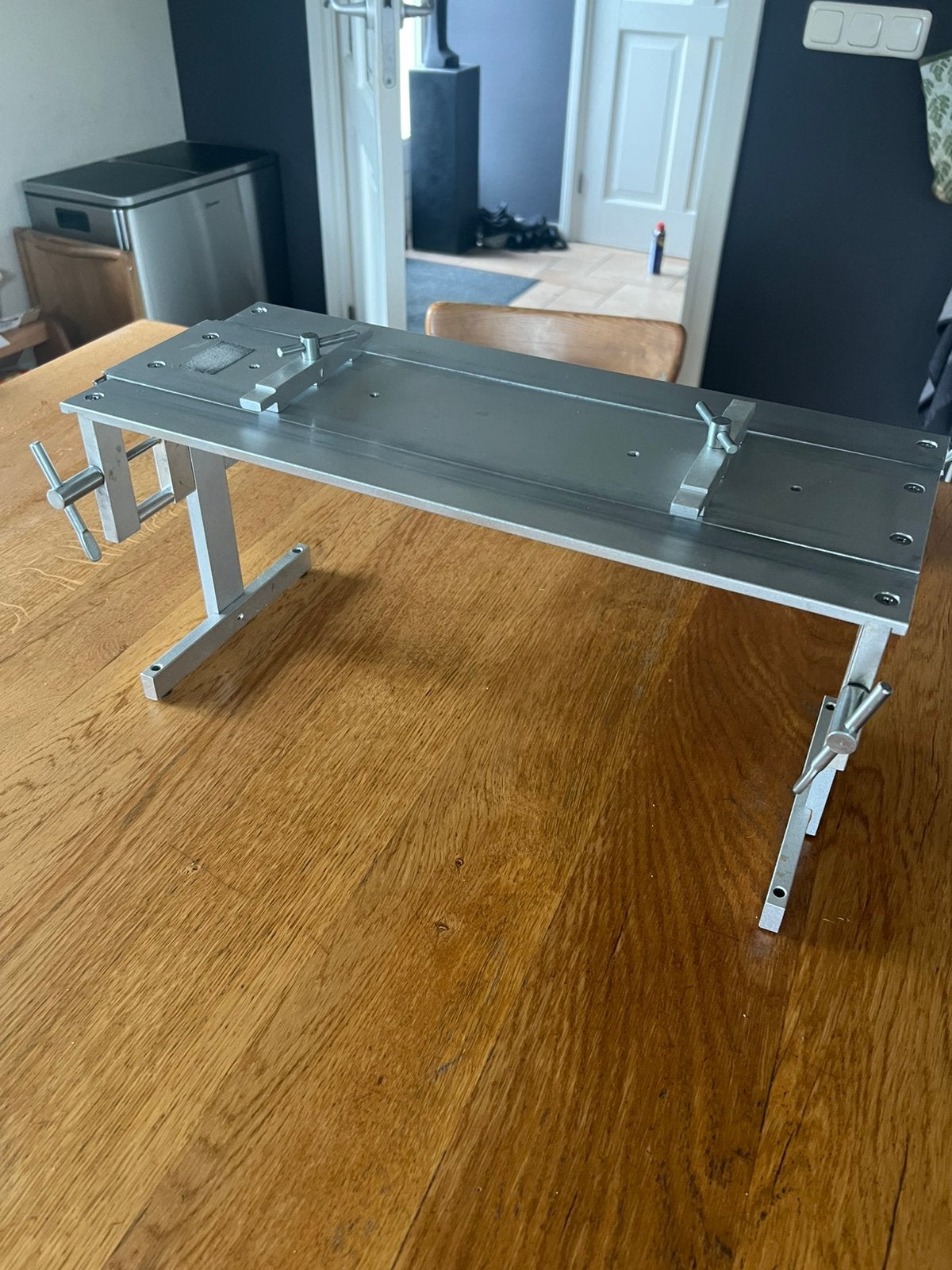 Hoge viking pro slijptafel + slijpsteen, Sport en Fitness, Schaatsen, Ophalen, Gebruikt, Noren, Viking