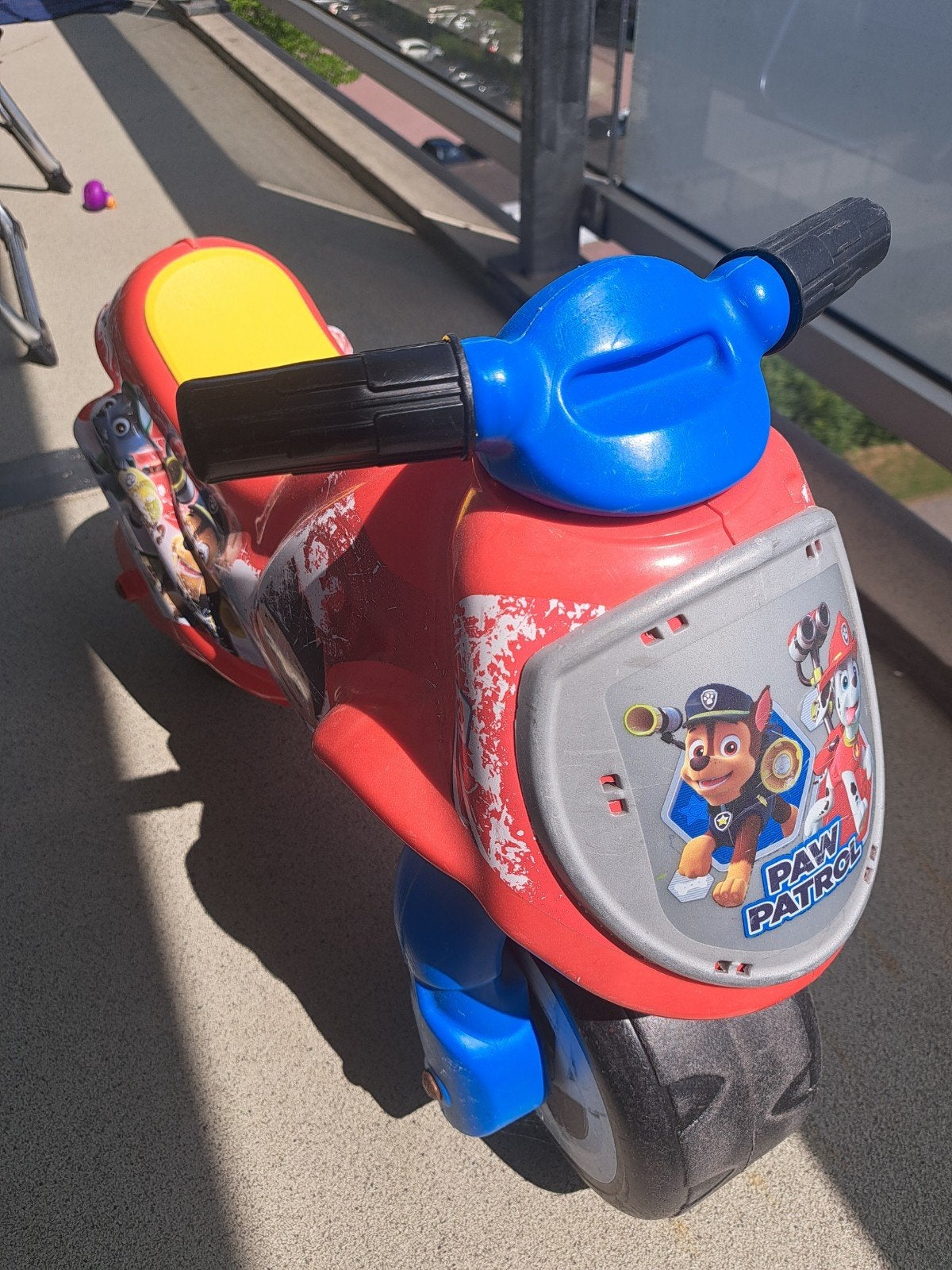 Paw patrol brommer voor kinderen, Ophalen