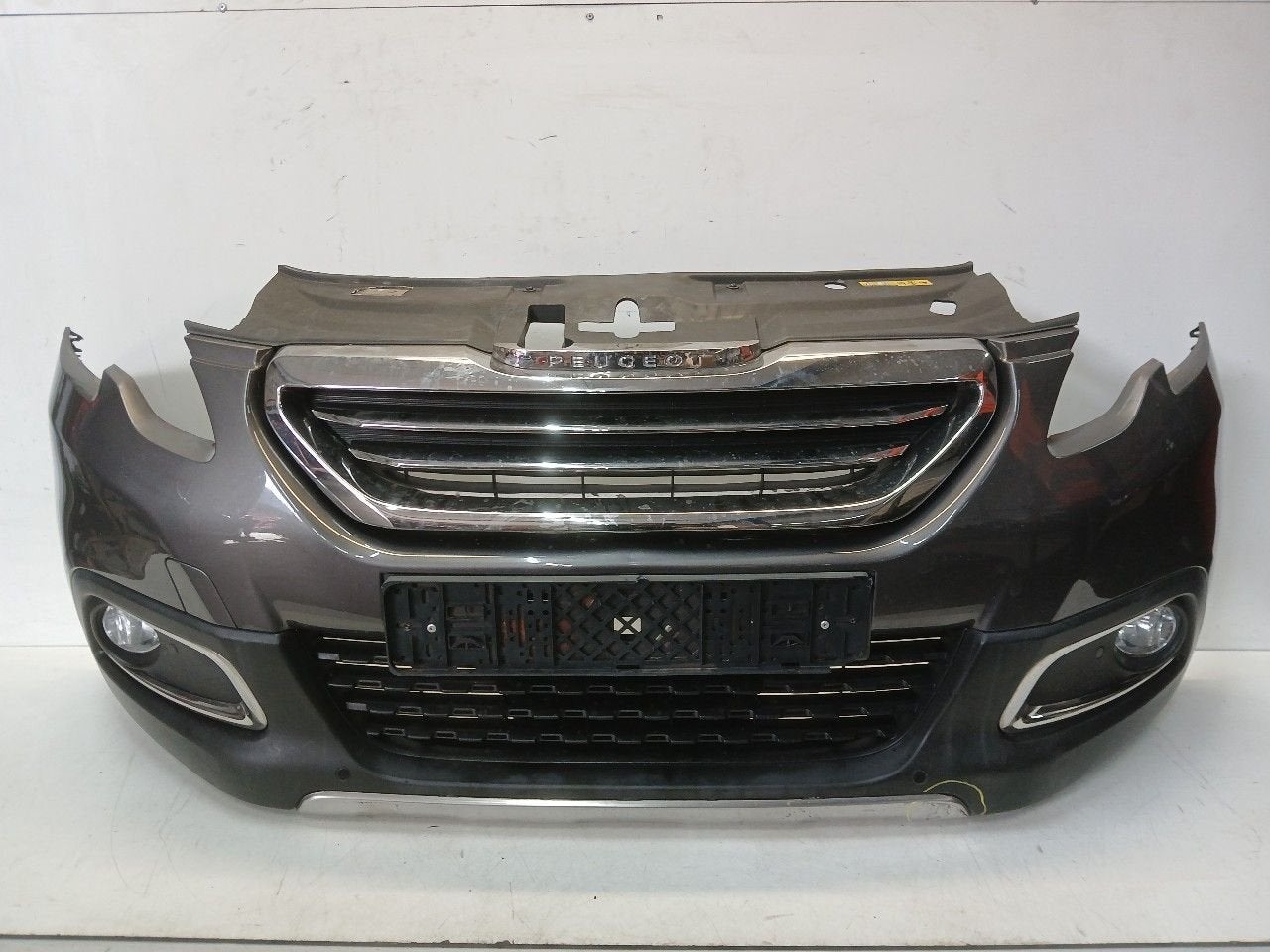 Bumper voor Peugeot 2008, Auto-onderdelen, Onderdelen@venauto.nl, Van der Ven Autorecycling B.V., Gebruikt, Ettenseweg 76, 4706 PB Roosendaal, The Netherlands