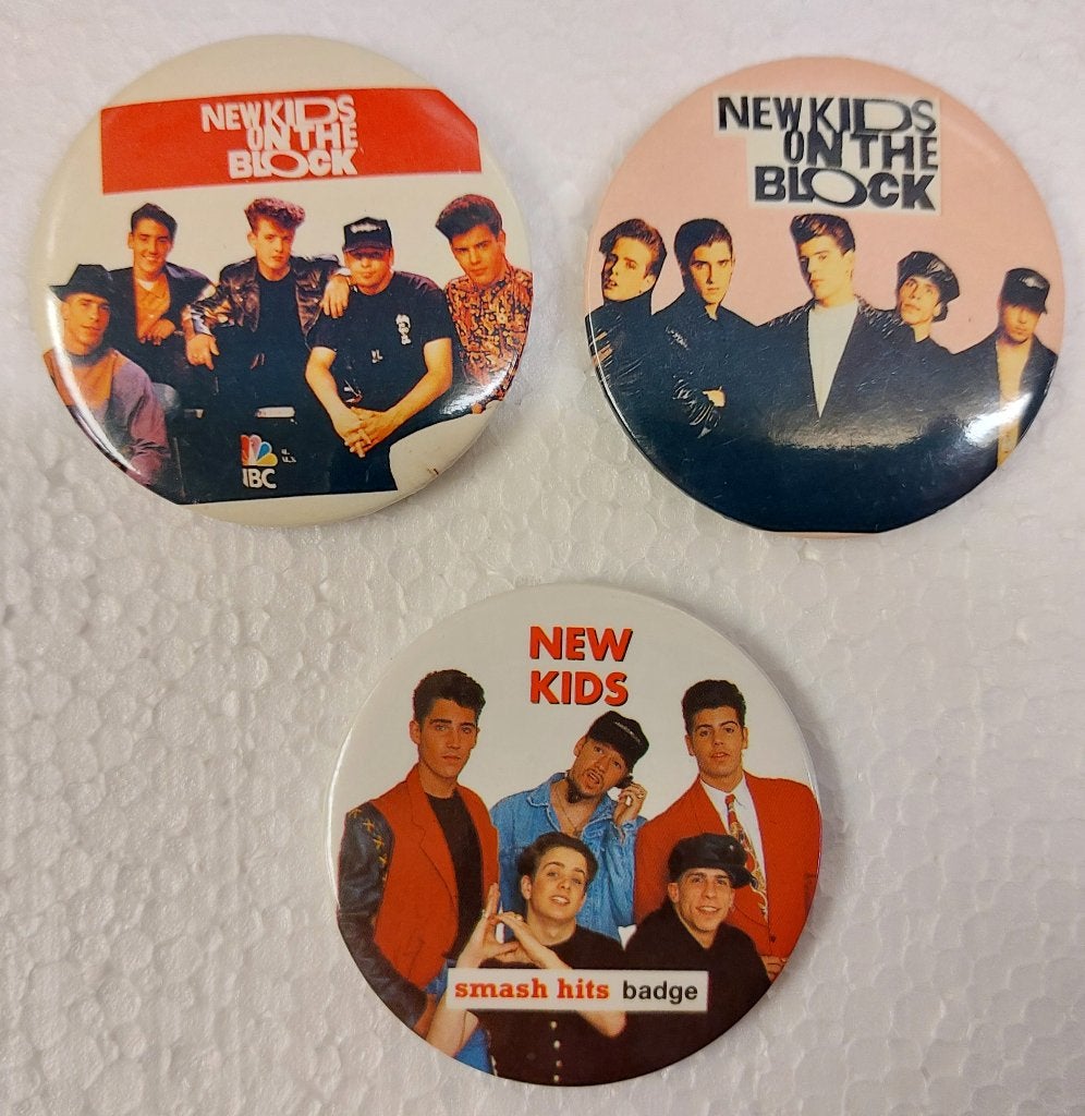 New Kids On The Block BUTTONS set van 3 Origineel, Verzamelen, Muziek, Artiesten en Beroemdheden, Gebruikt, Gebruiksvoorwerp, NvT