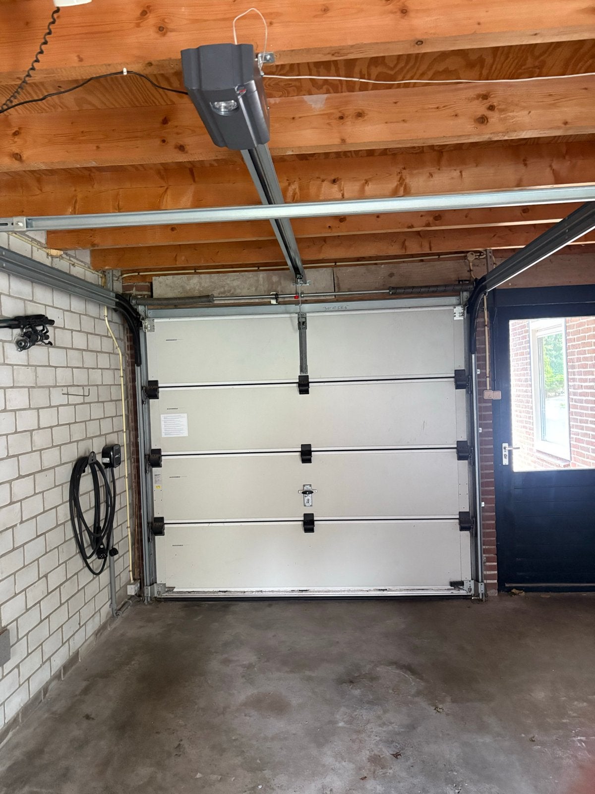 Hörmann Promatic garagedeur met motor, 233x212.5 cm, Ophalen, Gebruikt, 120 cm of meer, Garagedeur