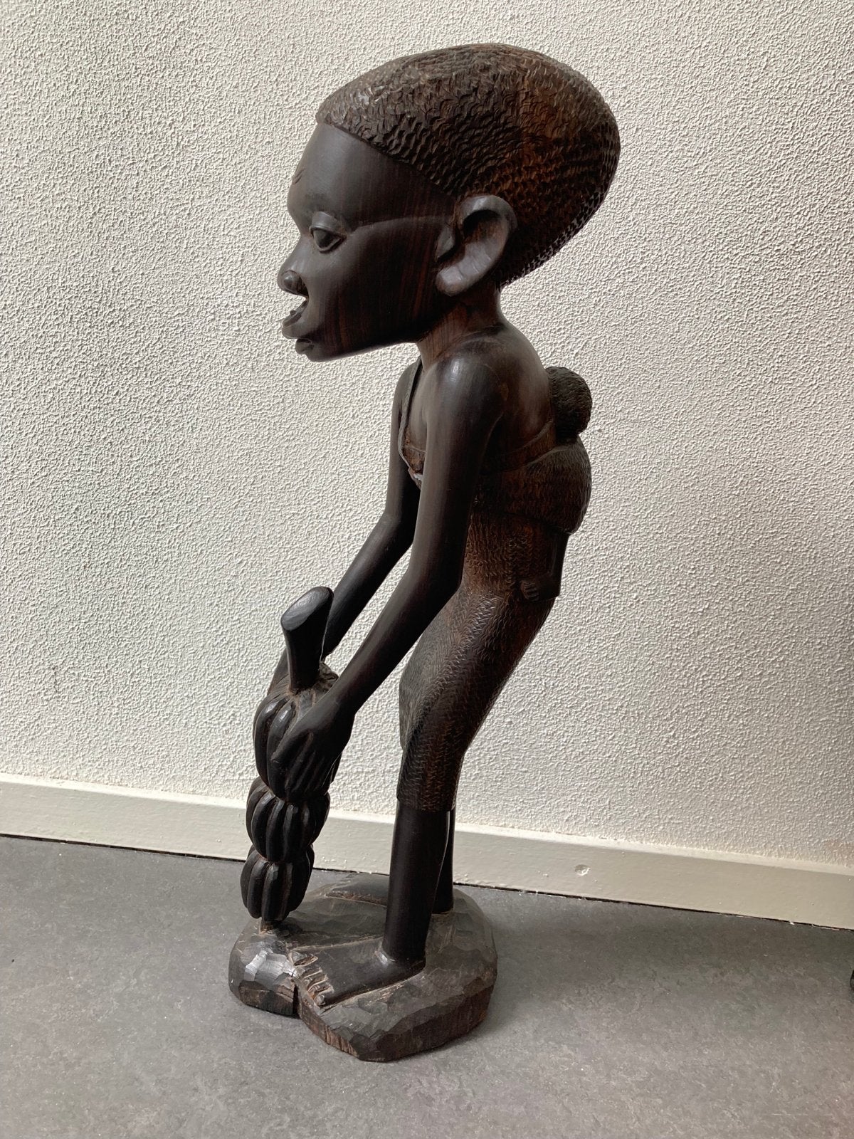 Groot Afrikaans ebbenhouten beeld: Moeder met kind, Afrika, Zwart, Ophalen, Hout