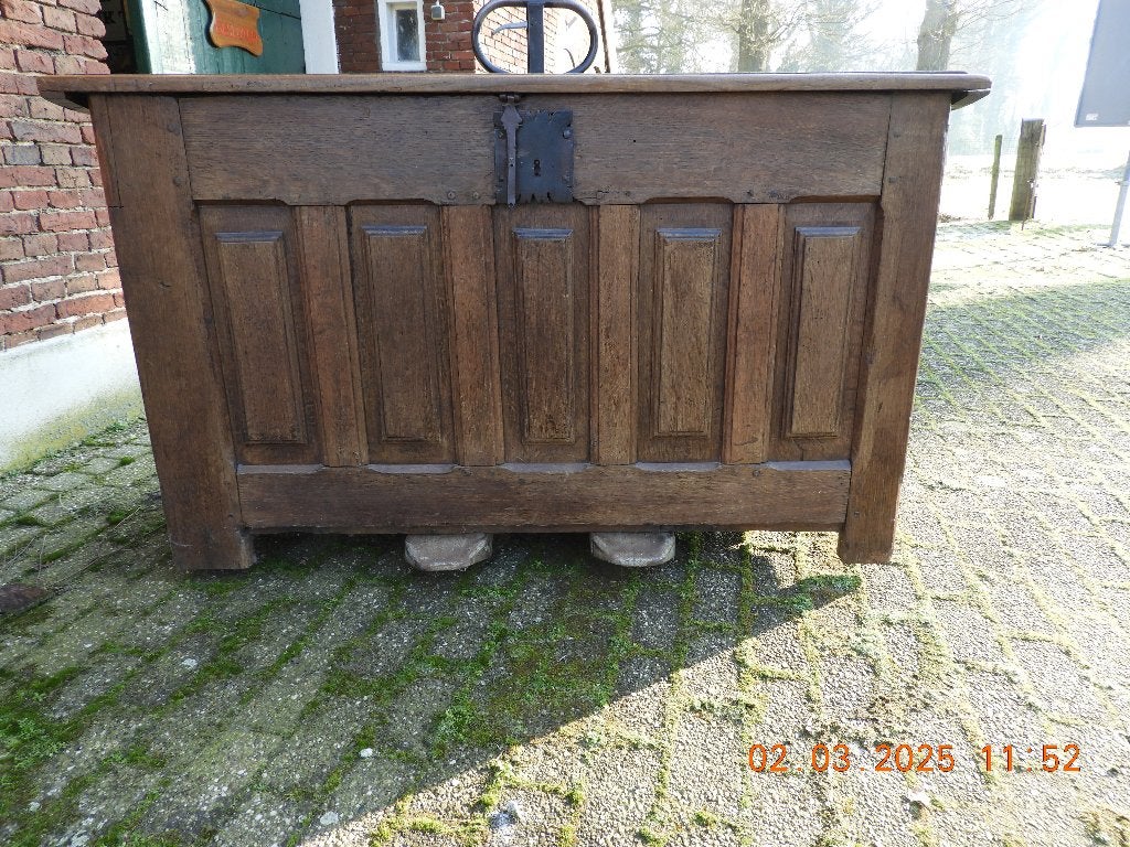 Heel oude dekenkist 2 stuks., Ophalen
