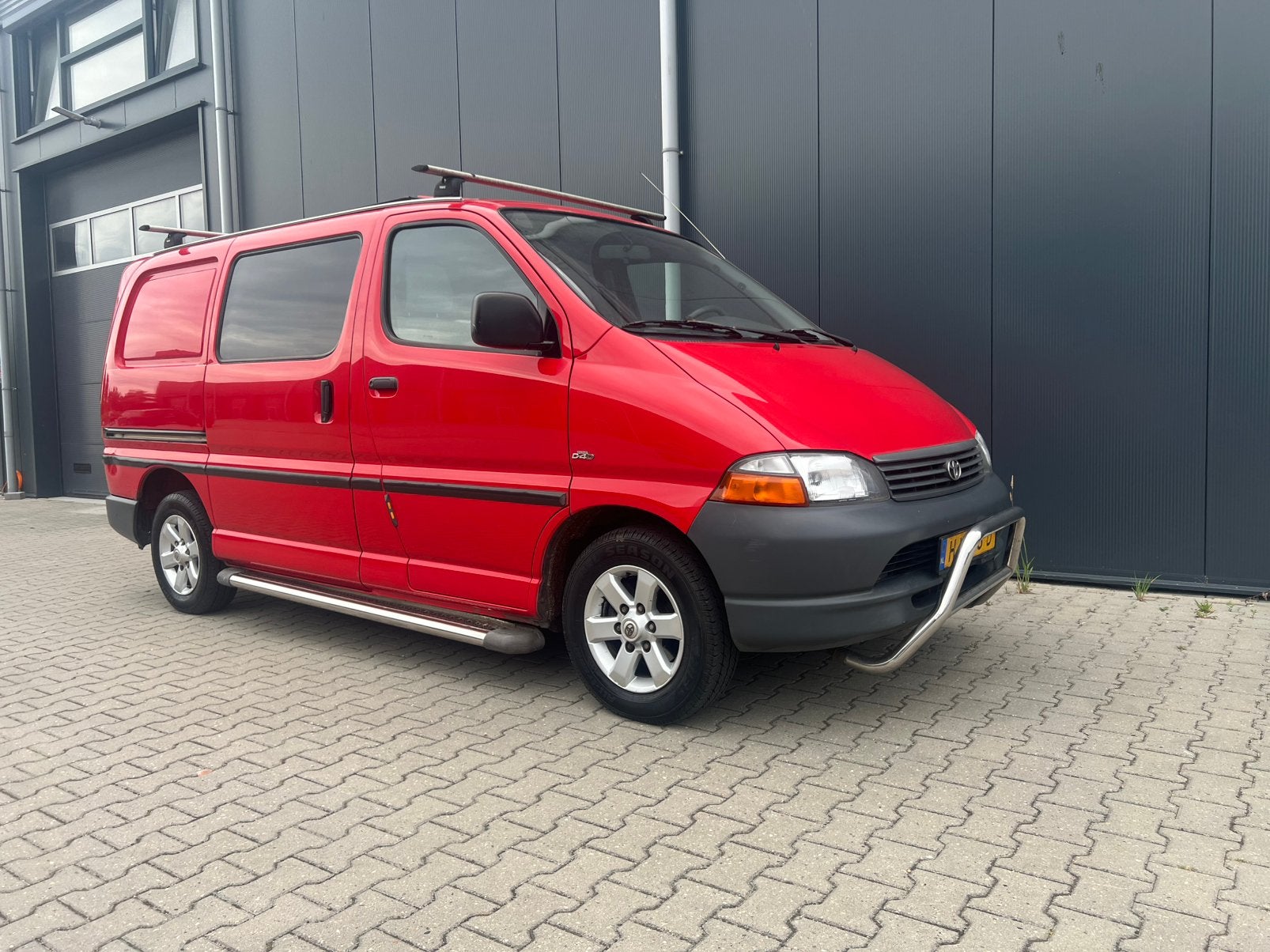 Toyota HiAce 2.5 D-4D 100 Spacer Camper | Klapdak | airco, Voorwielaandrijving, Stof, Overige modellen, 2000 kg