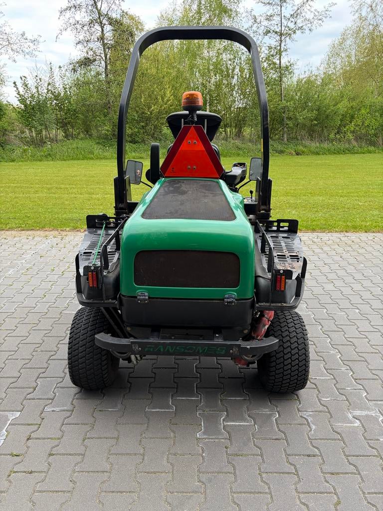 Ransomes HR 3300T Zitmaaier - Professionele Grasmaaier, Ophalen, Cirkelmaaier, Gebruikt, Opvangbak
