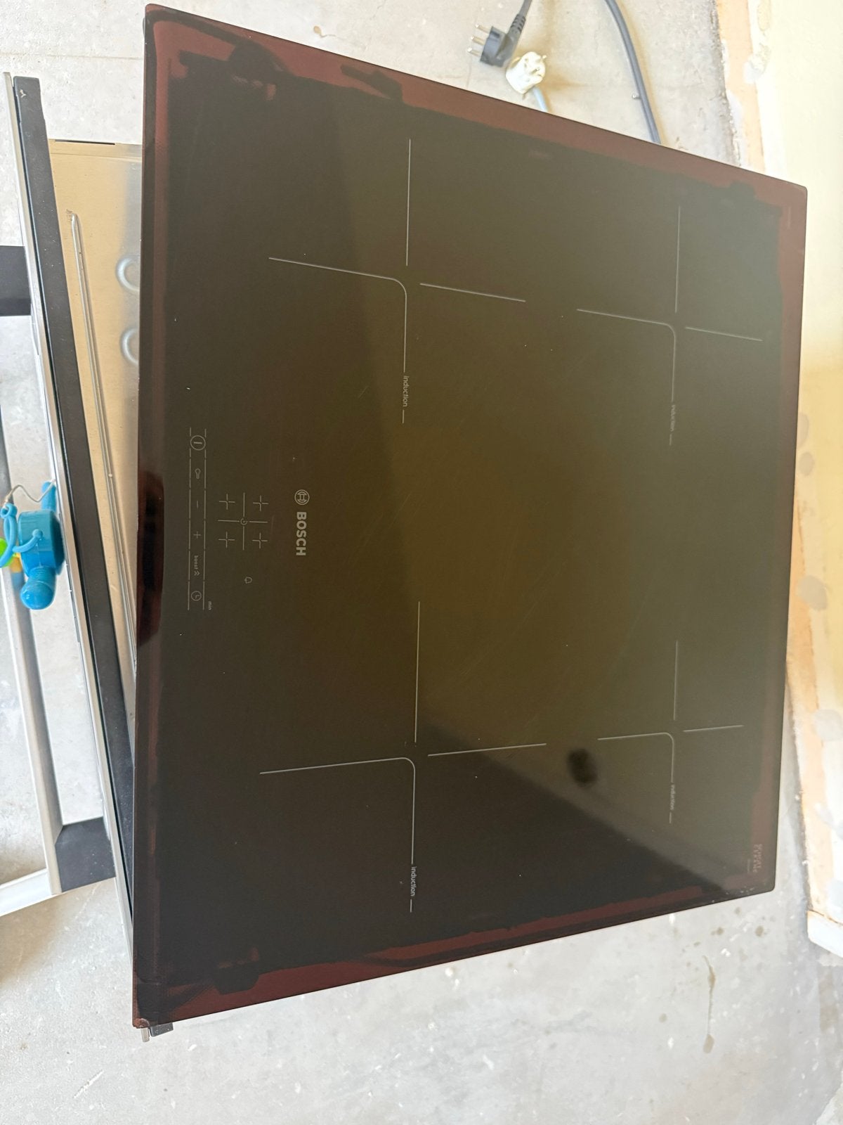 Bosch inductiekookplaat Serie 4,(2 fase)model PUE631BB1E/17., Witgoed en Apparatuur, Ophalen, 4 kookzones, Zo goed als nieuw, Inbouw