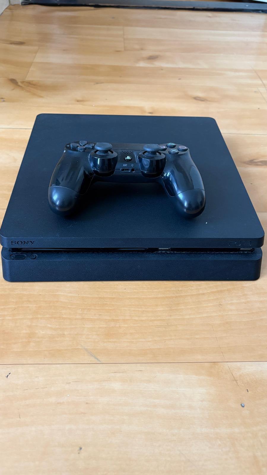 PlayStation 4 slim, Spelcomputers en Games, Spelcomputers | Sony PlayStation 4, Ophalen, Zo goed als nieuw, Met 1 controller, Slim