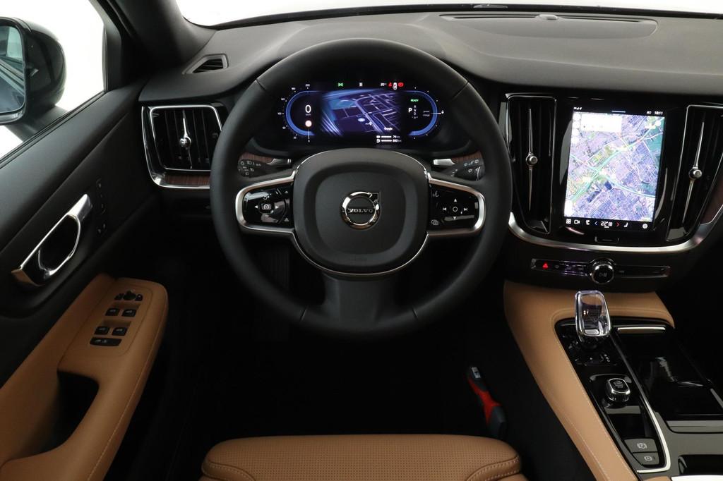 Volvo V60 T6 PLUG-IN HYBRID AWD PLUS DARK -GEVENT.LEDER|360, Auto's, Volvo, Automaat, 12 maanden, Stof, Euro 6