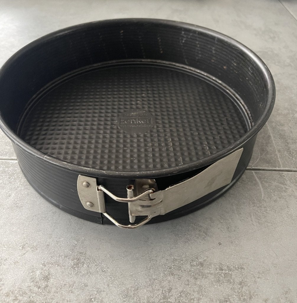 Zenker springvorm 26 cm, Ophalen of Verzenden, Gebruikt, Zwart
