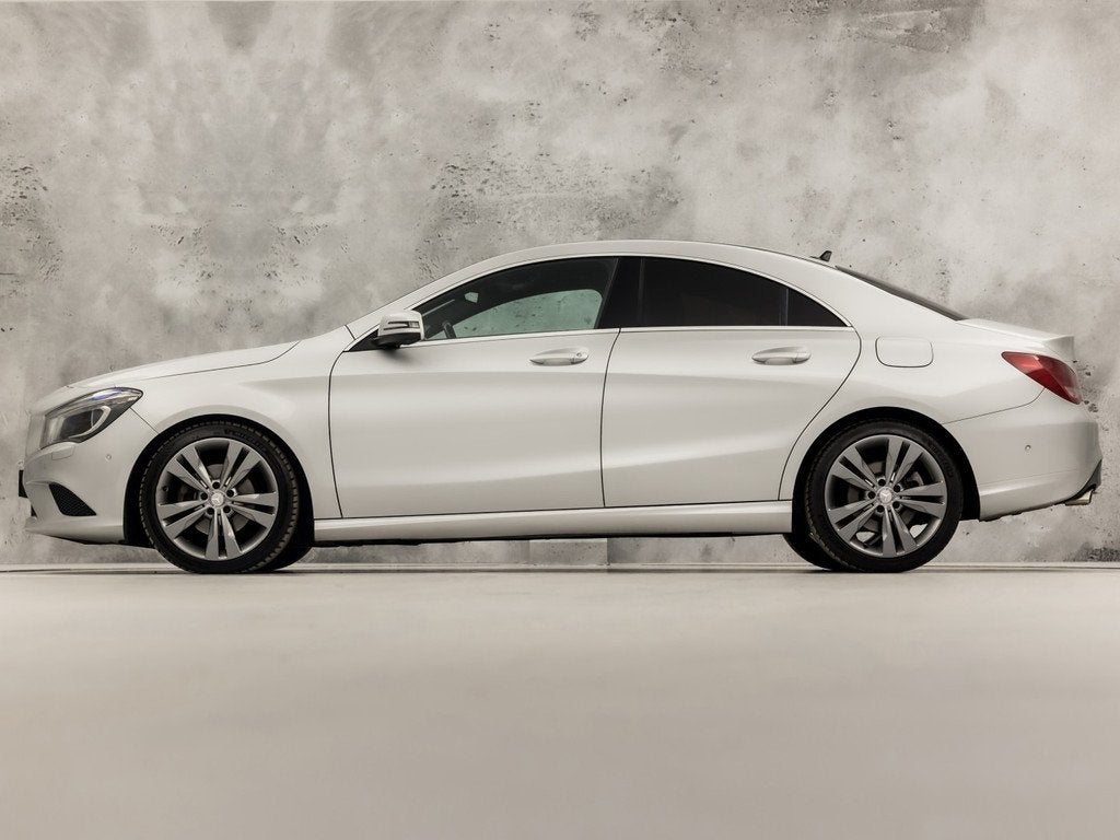Mercedes-Benz CLA-Klasse 200 AMG Sport 156Pk Automaat (NAVIG, Auto's, Gebruikt, Bedrijf, Sedan, Automatische klimaatregeling
