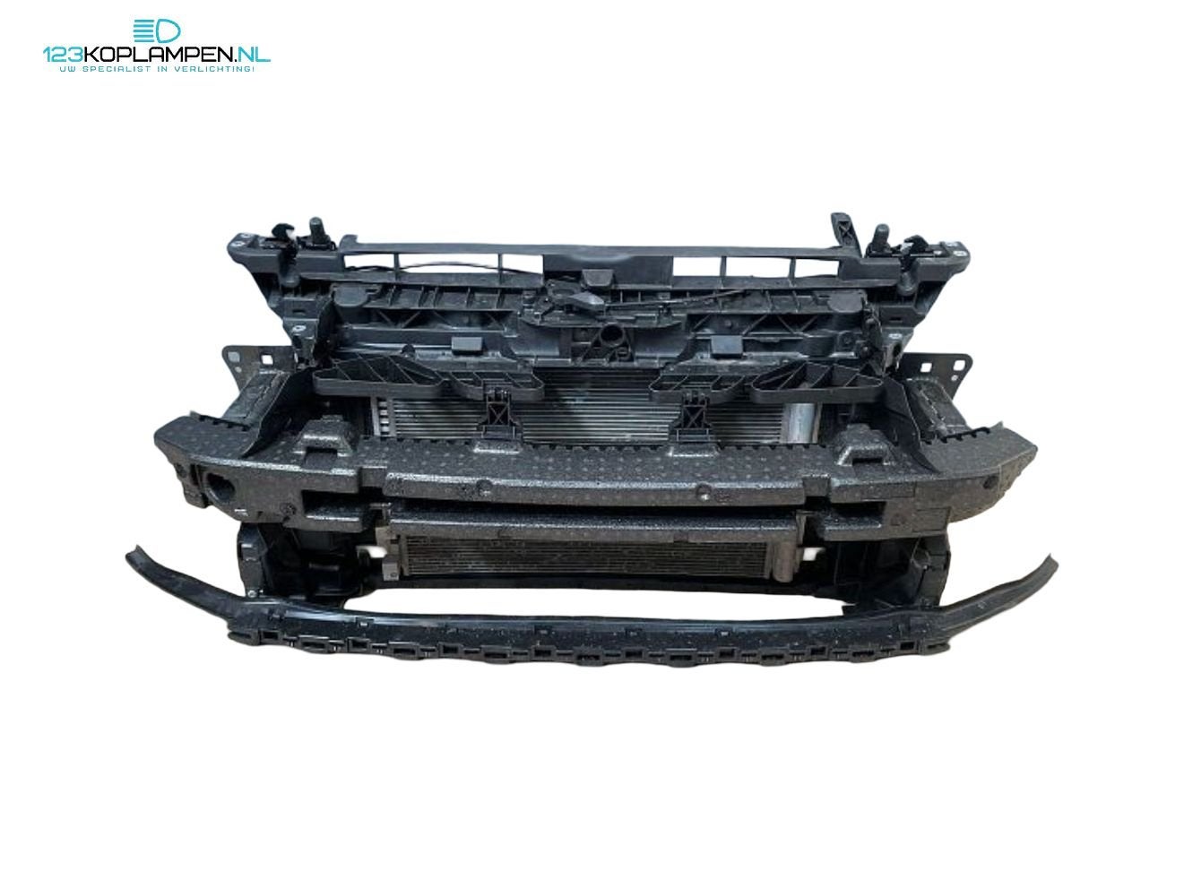 Volkswagen Golf 8 R 2.0 TSI voorfront koelerpakket radiateur