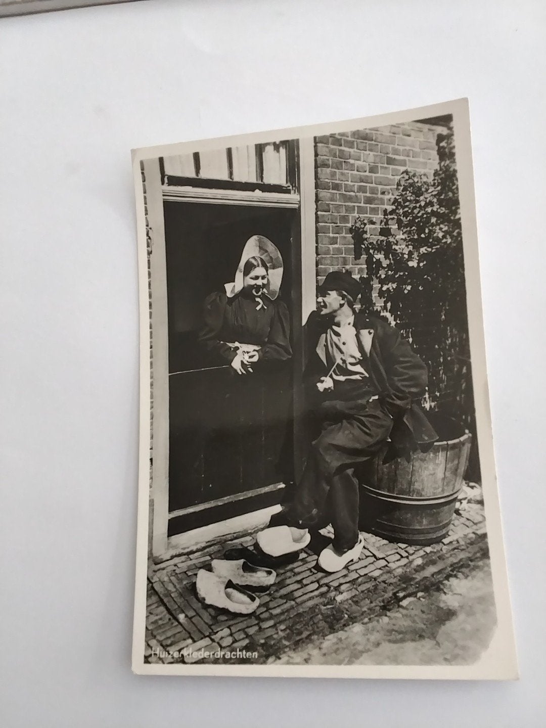 HUIZER KLEDERDRACHTEN, Ophalen of Verzenden, Voor 1920, Sterren en Beroemdheden