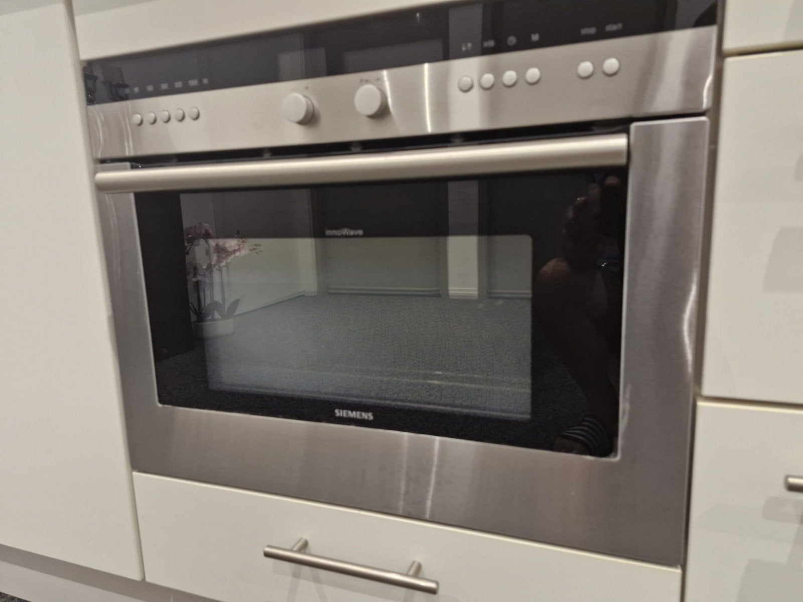 Siemens HB86E560N Combi-oven met Hetelucht en Magnetron, 45 tot 50 cm, Gebruikt, 60 cm of meer, Siemens