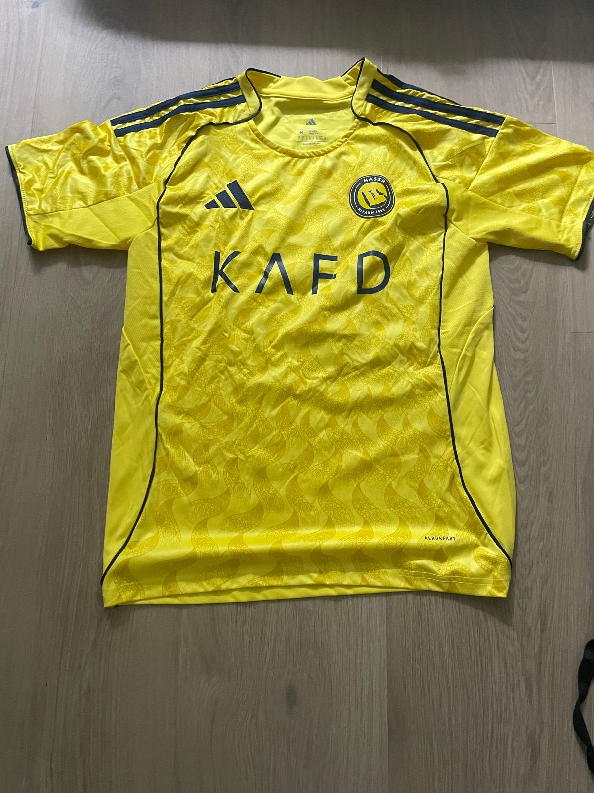 Nieuw Al Nassr Ronaldo shirt - Maat M, Maat M, Ophalen of Verzenden, Nieuw, Shirt
