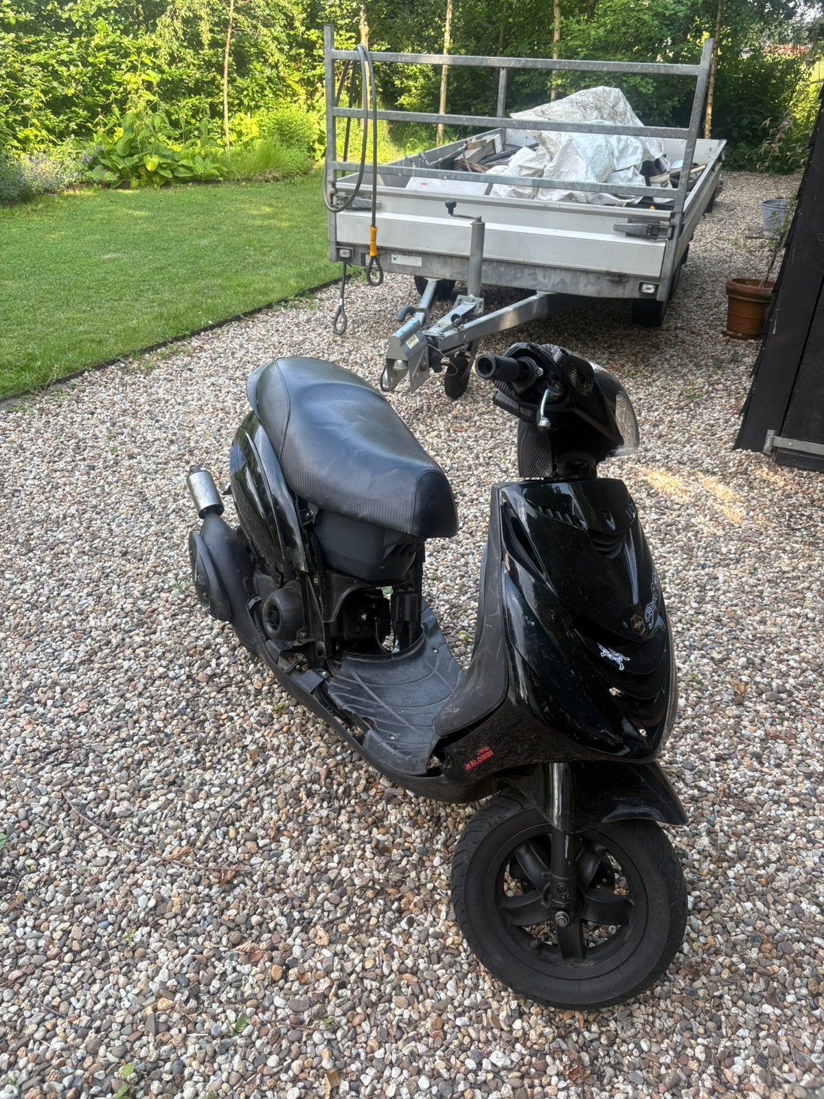 Zip 50 cc snel, Fietsen en Brommers, Scooters | Piaggio, Zo goed als nieuw, Zip, Benzine, Ophalen