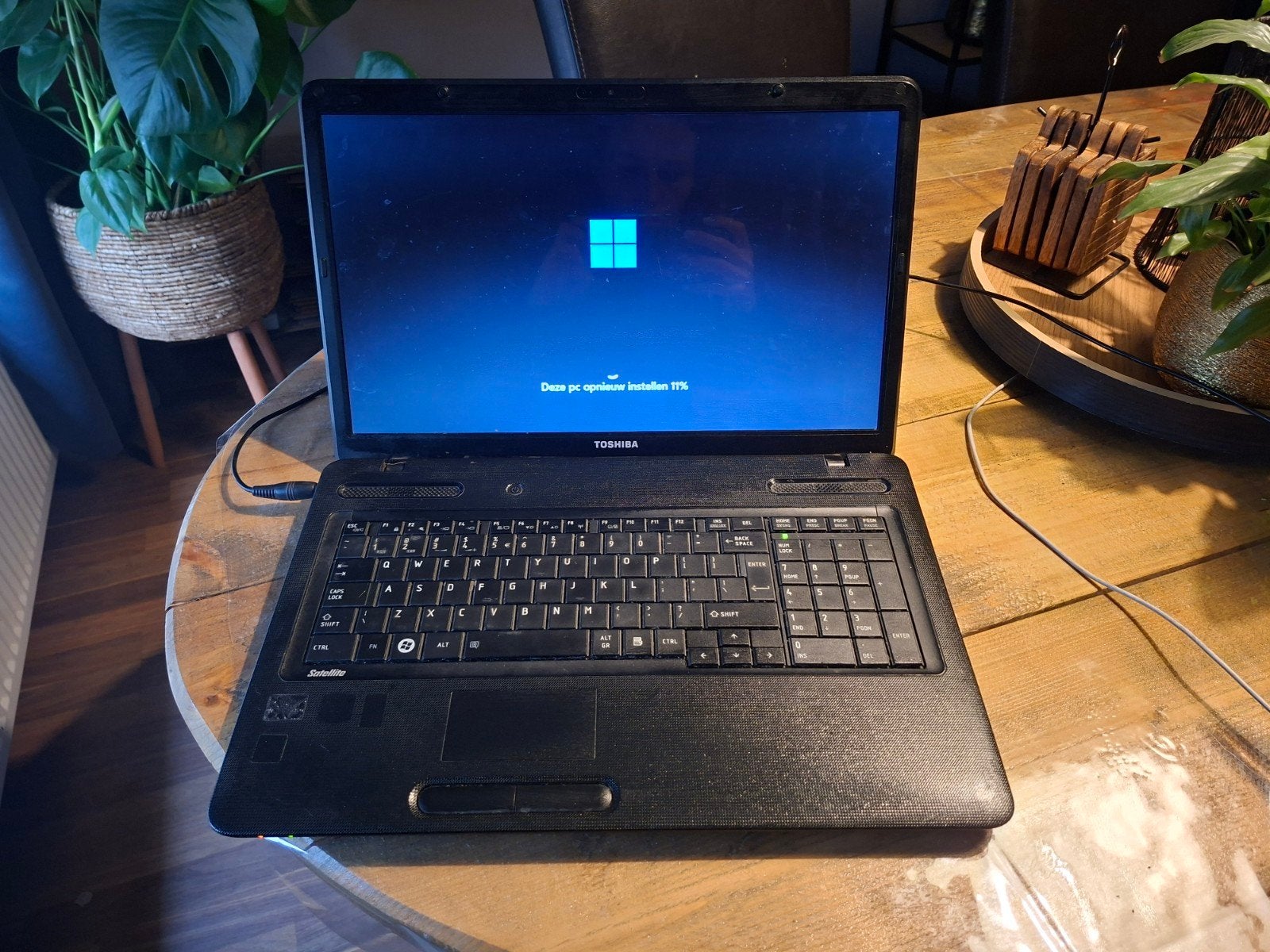 Toshiba laptop, Ophalen of Verzenden, 15 inch, 2 tot 3 Ghz