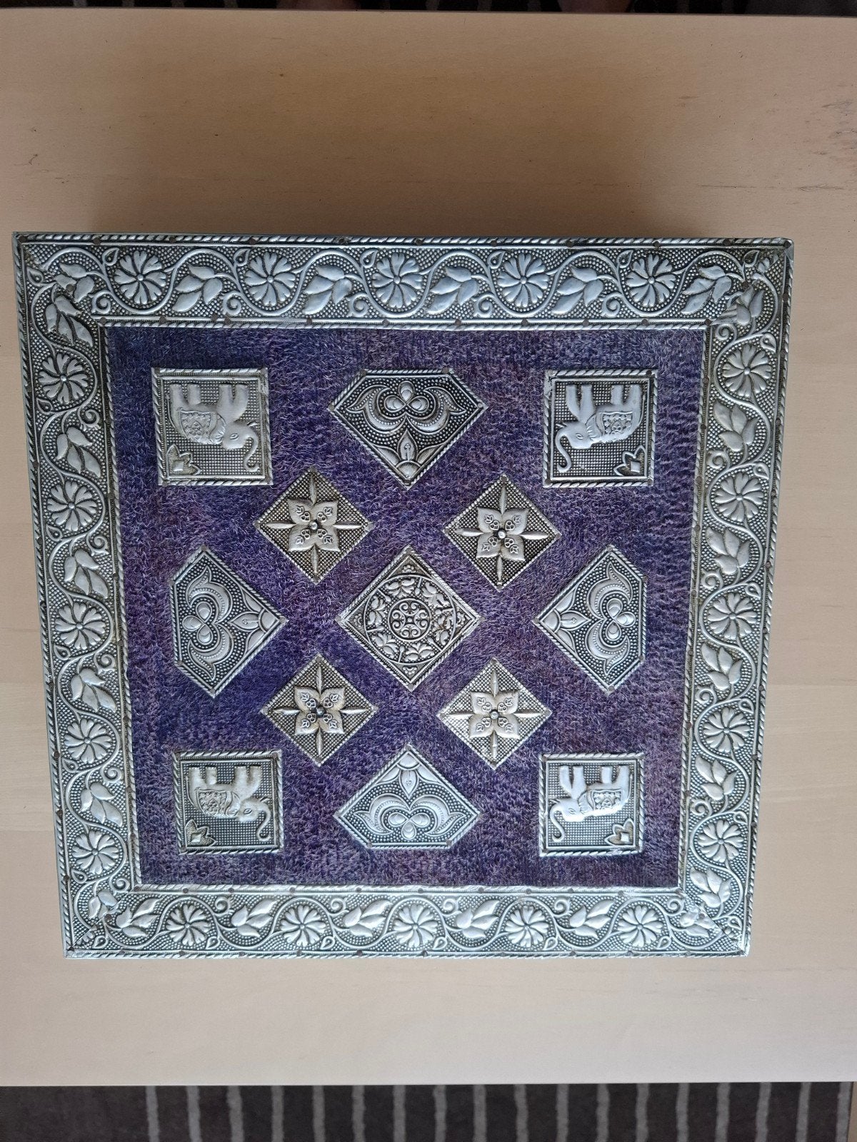 Handgemaakte, vintage  traditionele Indiase opberg kist., Ophalen of Verzenden