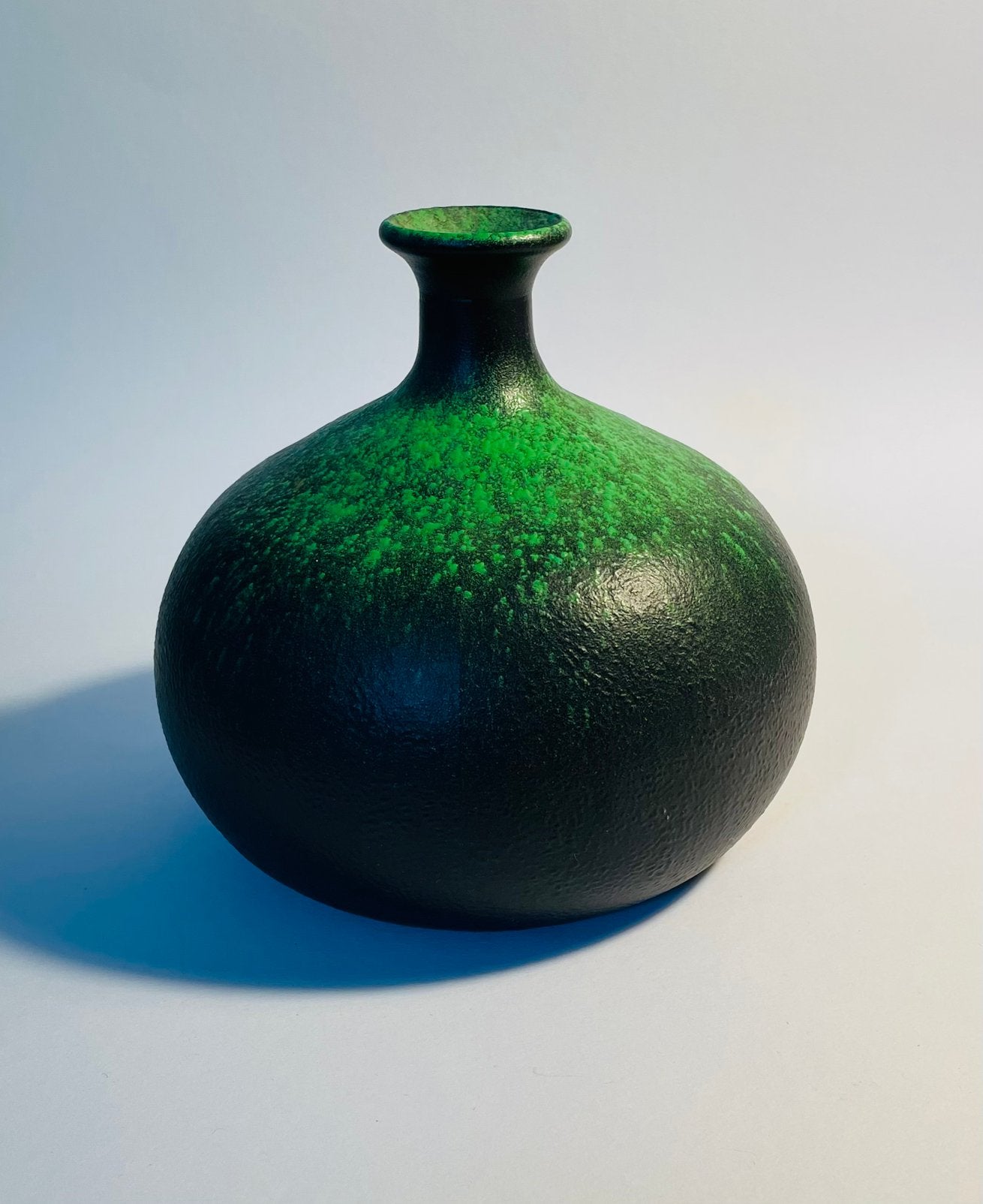 Vintage jaren ‘70 vaas, bolvaasje van Veba Glas, Huis en Inrichting, Woonaccessoires | Vazen, Ophalen of Verzenden, Zo goed als nieuw