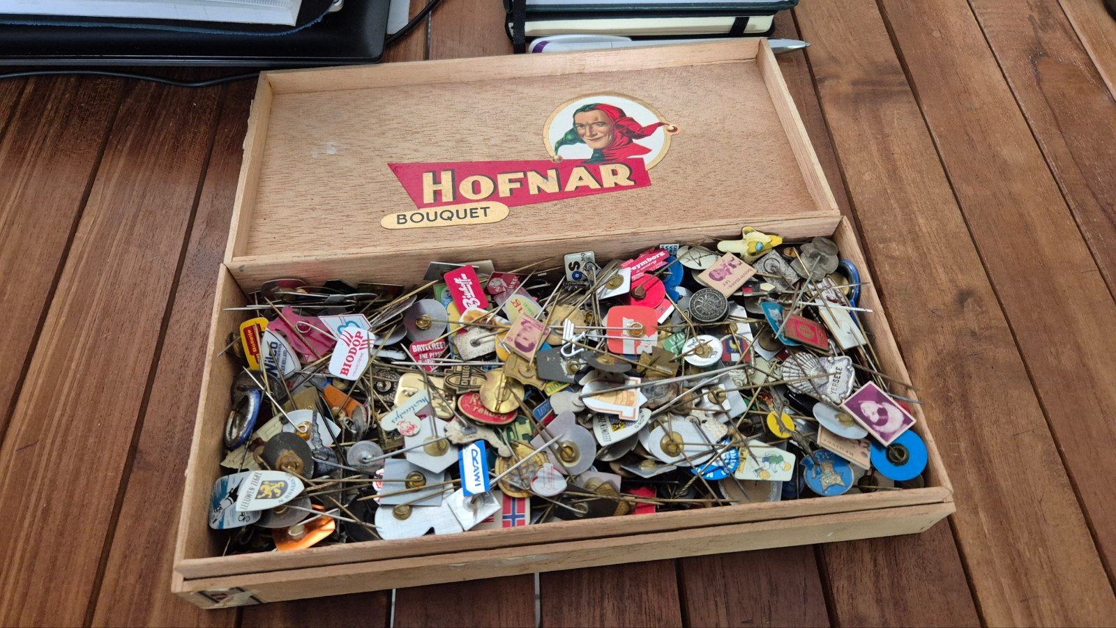 Grote collectie vintage speldjes en pins meer dan 500 stuks, Ophalen of Verzenden
