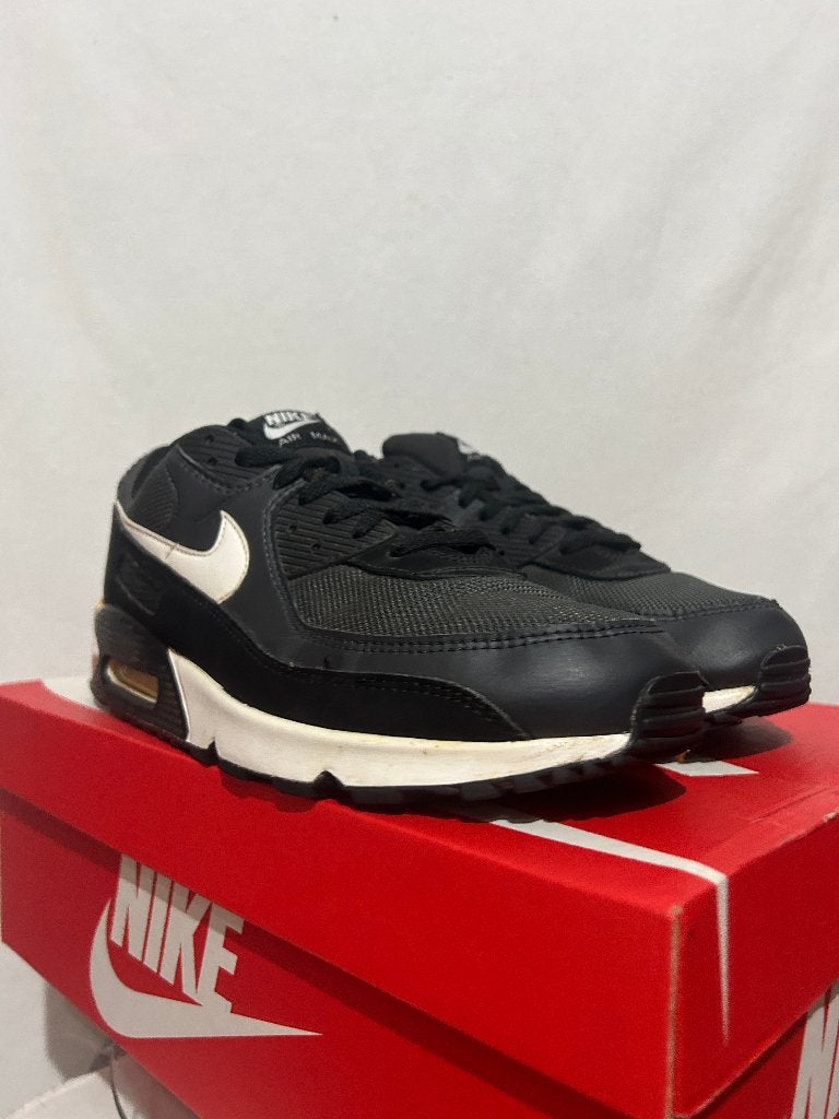 Maat 46 - Nike Air Max 90 Dark Smoke Grey, Kleding | Heren, Schoenen, Overige kleuren, Verzenden, Nike, Sneakers of Gympen