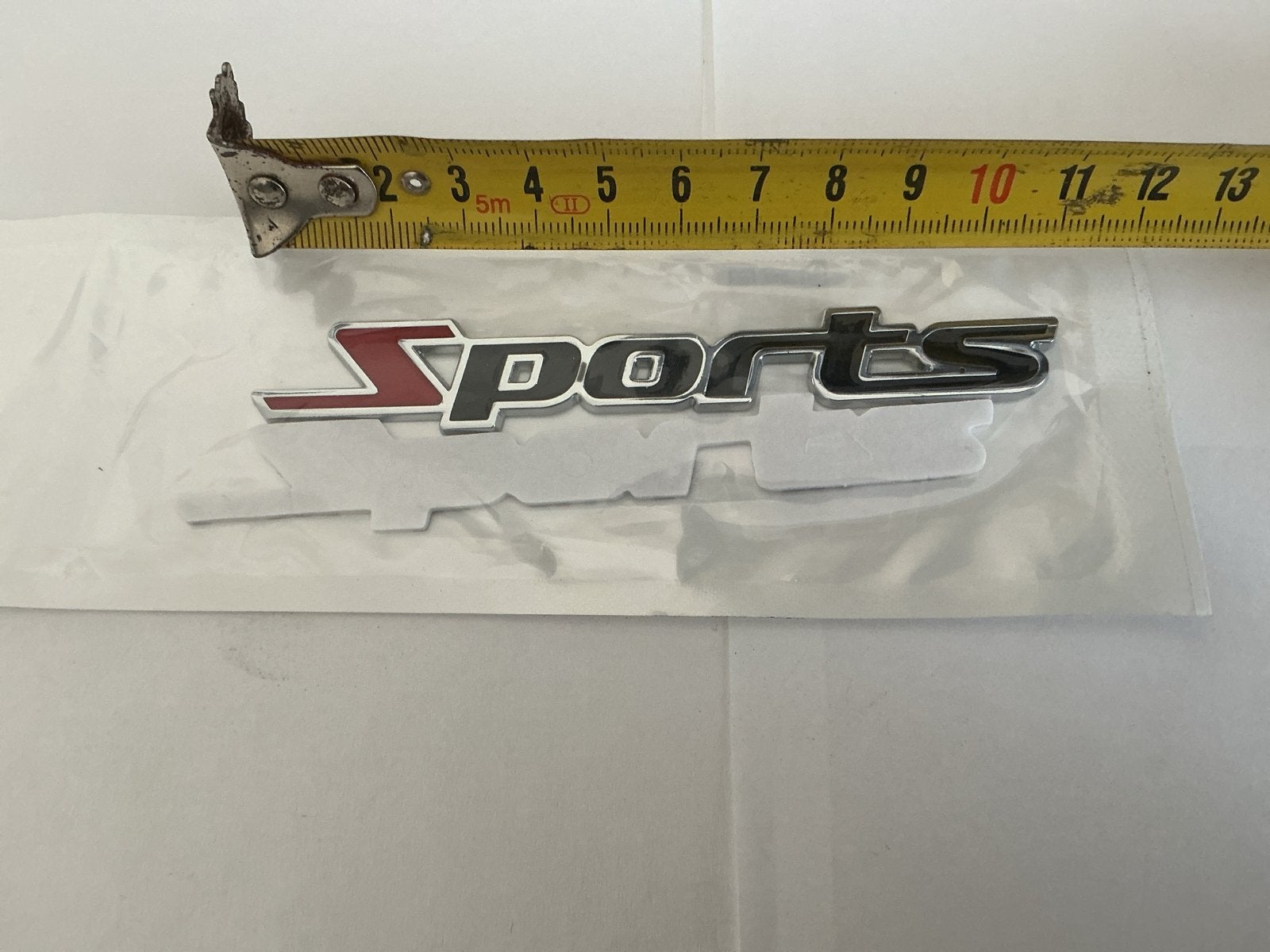 Sport Auto Embleem Sticker - Zilver/Rood, Ophalen of Verzenden