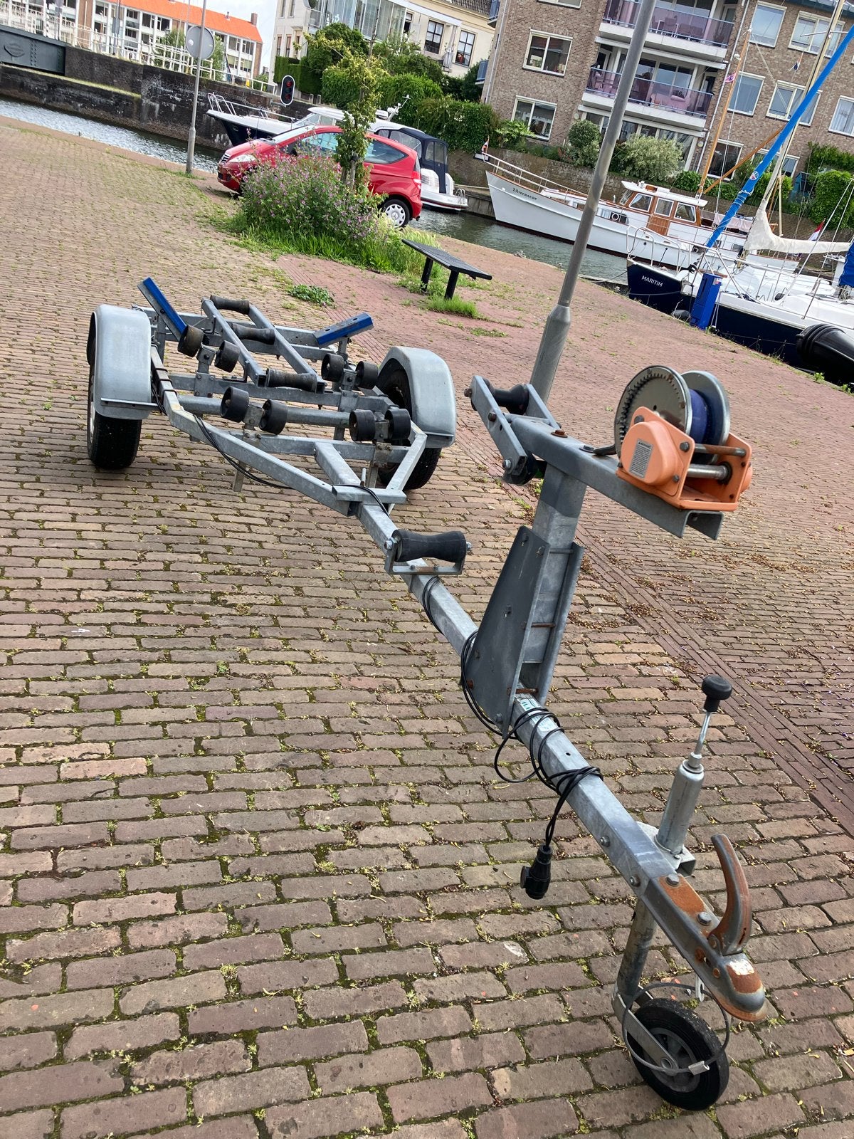 Boottrailer ongeremd kantelbaar., Watersport en Boten, Boottrailers, Ophalen, Minder dan 1500 kg, Gebruikt, Sloepentrailer