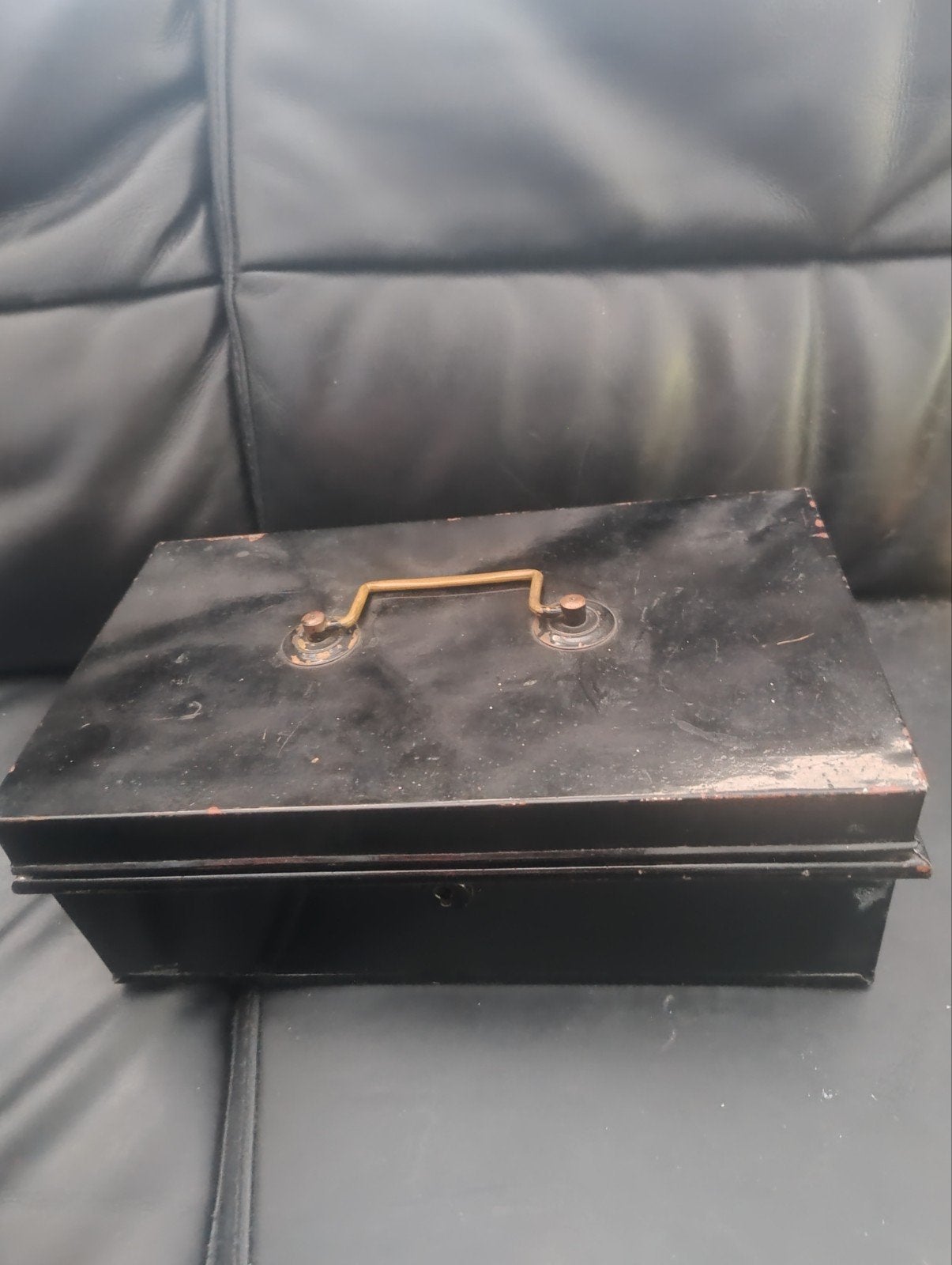 🔴 leuke oude metalen  geldkist, Ophalen of Verzenden