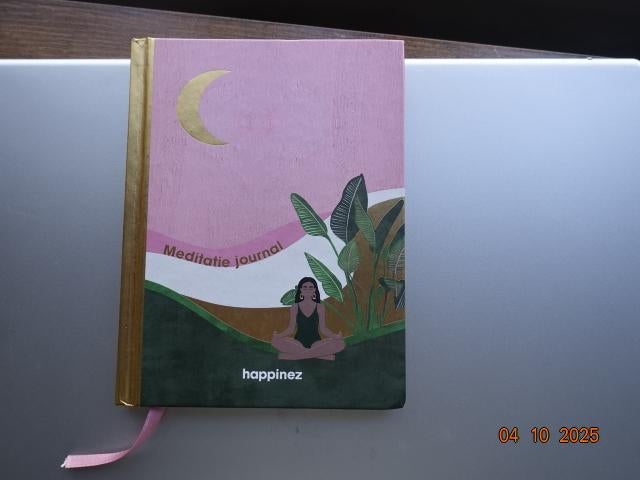 Happynez....Meditatiedagboek....Meditatiejournal, Ophalen, Zo goed als nieuw, Overige onderwerpen, Achtergrond en Informatie
