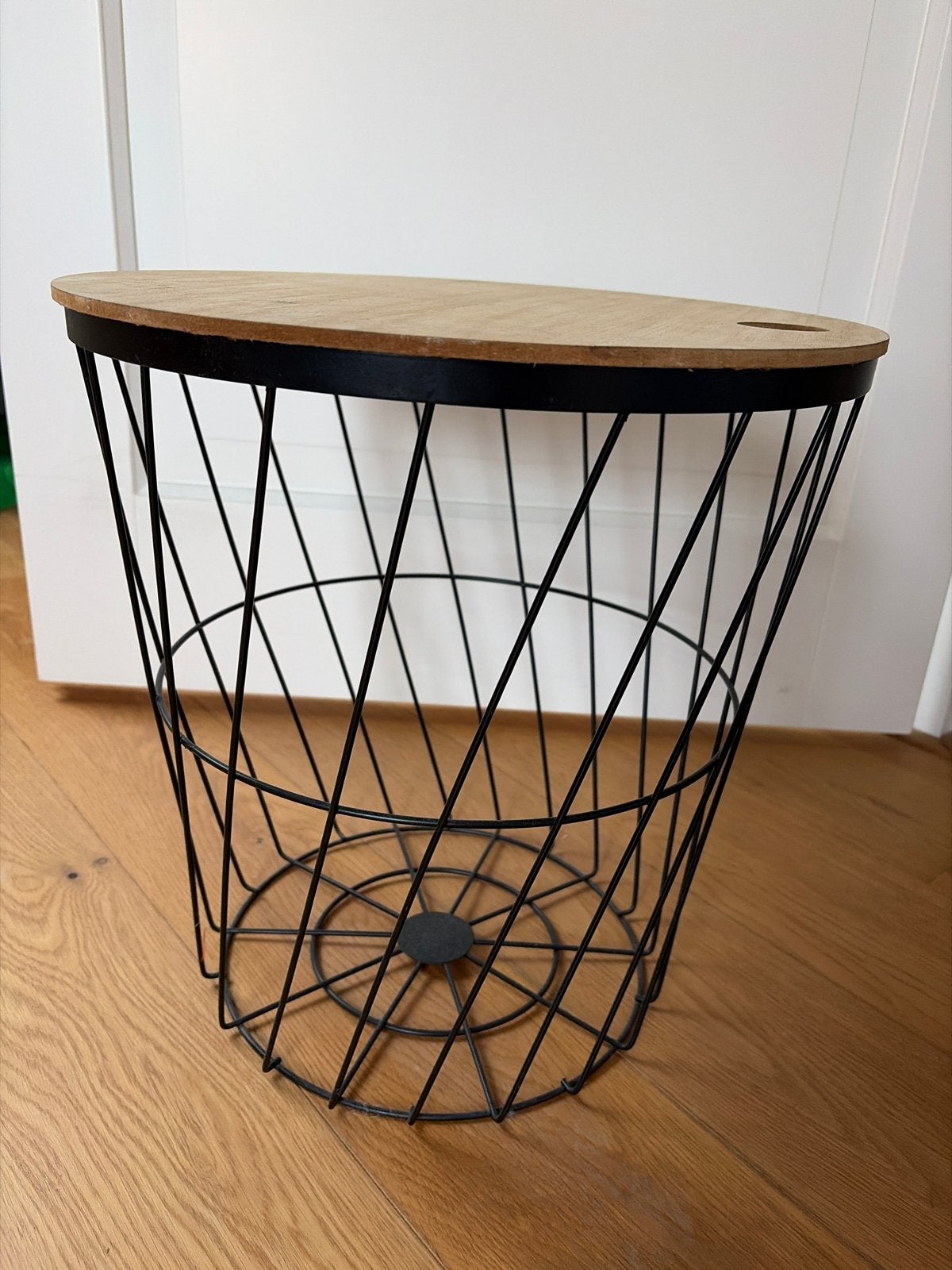 Bijzettafel nachtkastje draadmand, Huis en Inrichting, Minder dan 45 cm, Minder dan 55 cm, Gebruikt, Rond