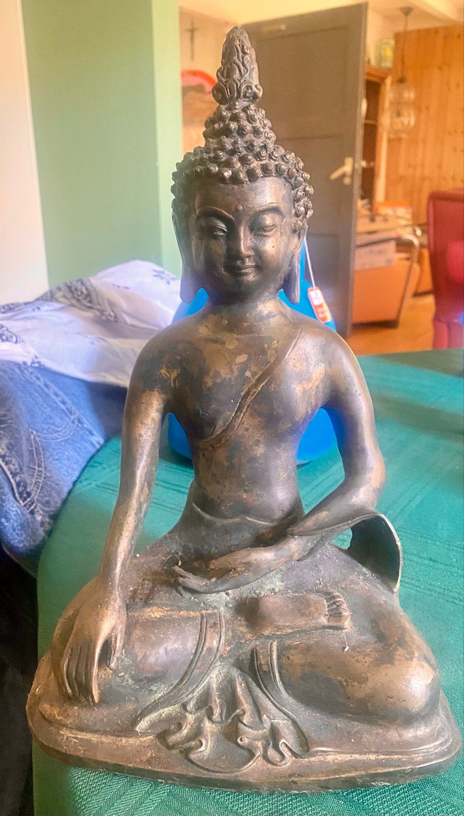 Thais bronzen Boeddhabeeld (Shakyamuni) met gesoldeerde bode, Ophalen of Verzenden, 20 - 50 cm, Beeld, Klassiek