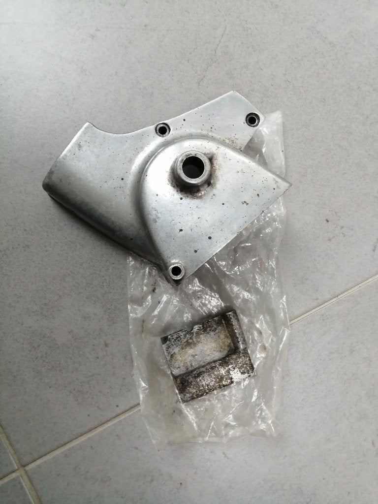 Afdek-kap motorblok voor SUZUKI GT 250  1971-1981, Ophalen of Verzenden, Gebruikt
