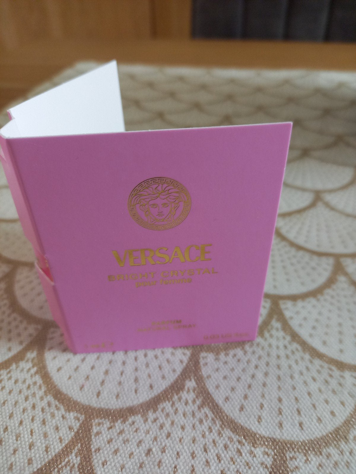 Proefje  Bright Crystal van Versace, Ophalen of Verzenden