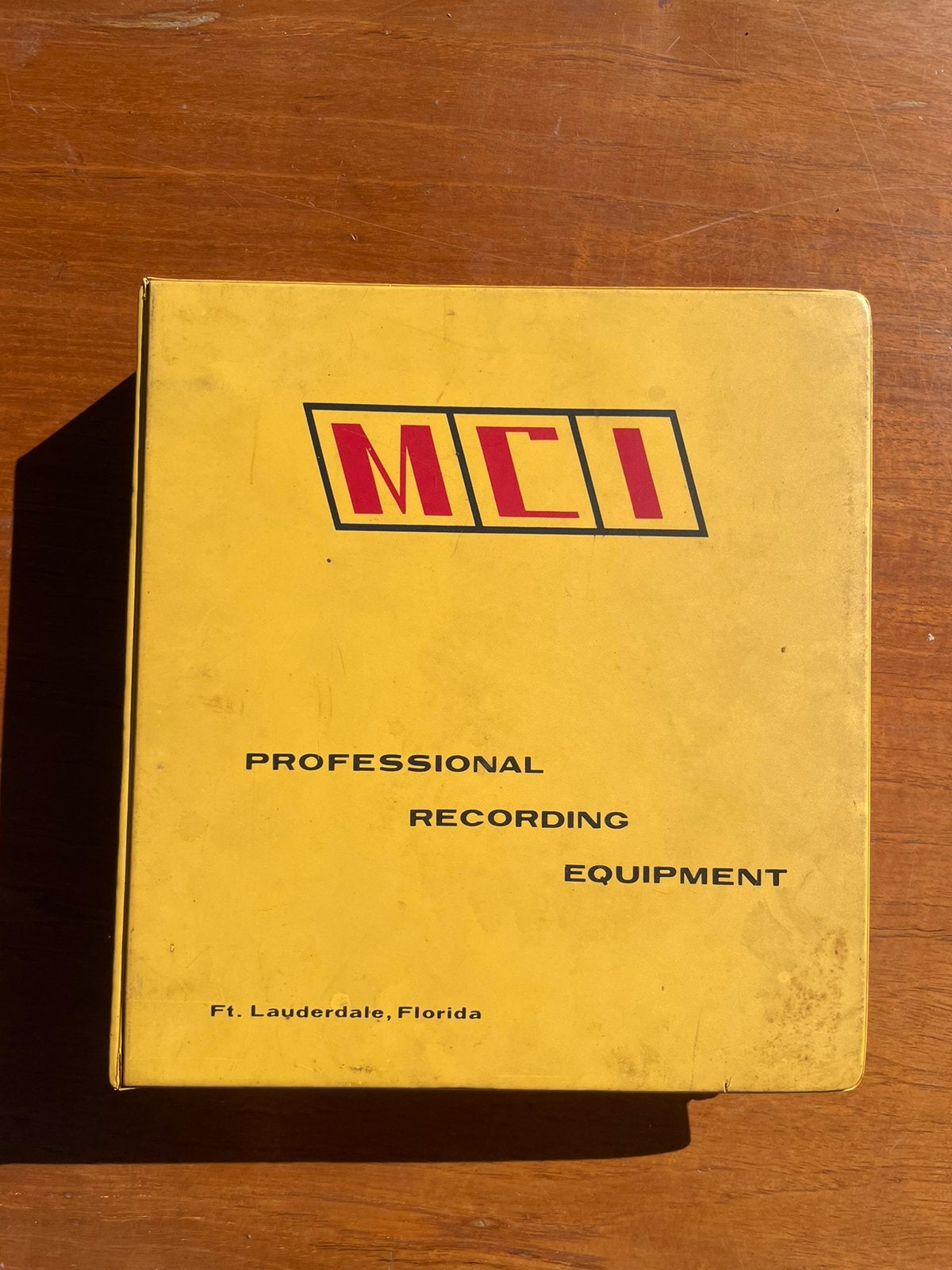 MCI professional recorder equipment manual, Ophalen of Verzenden